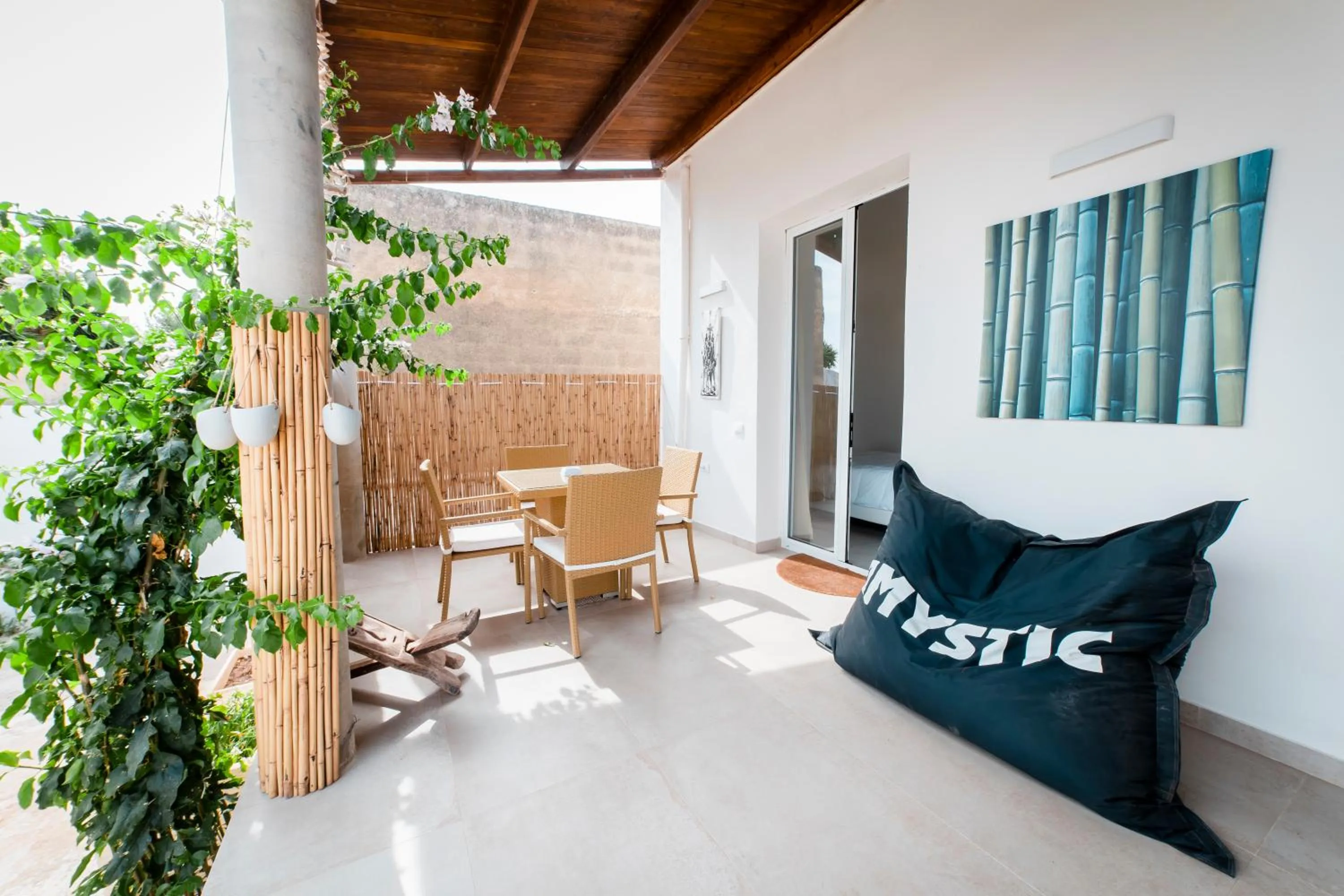 Sunset Wave - STAGNONE KITESURF VILLAGE