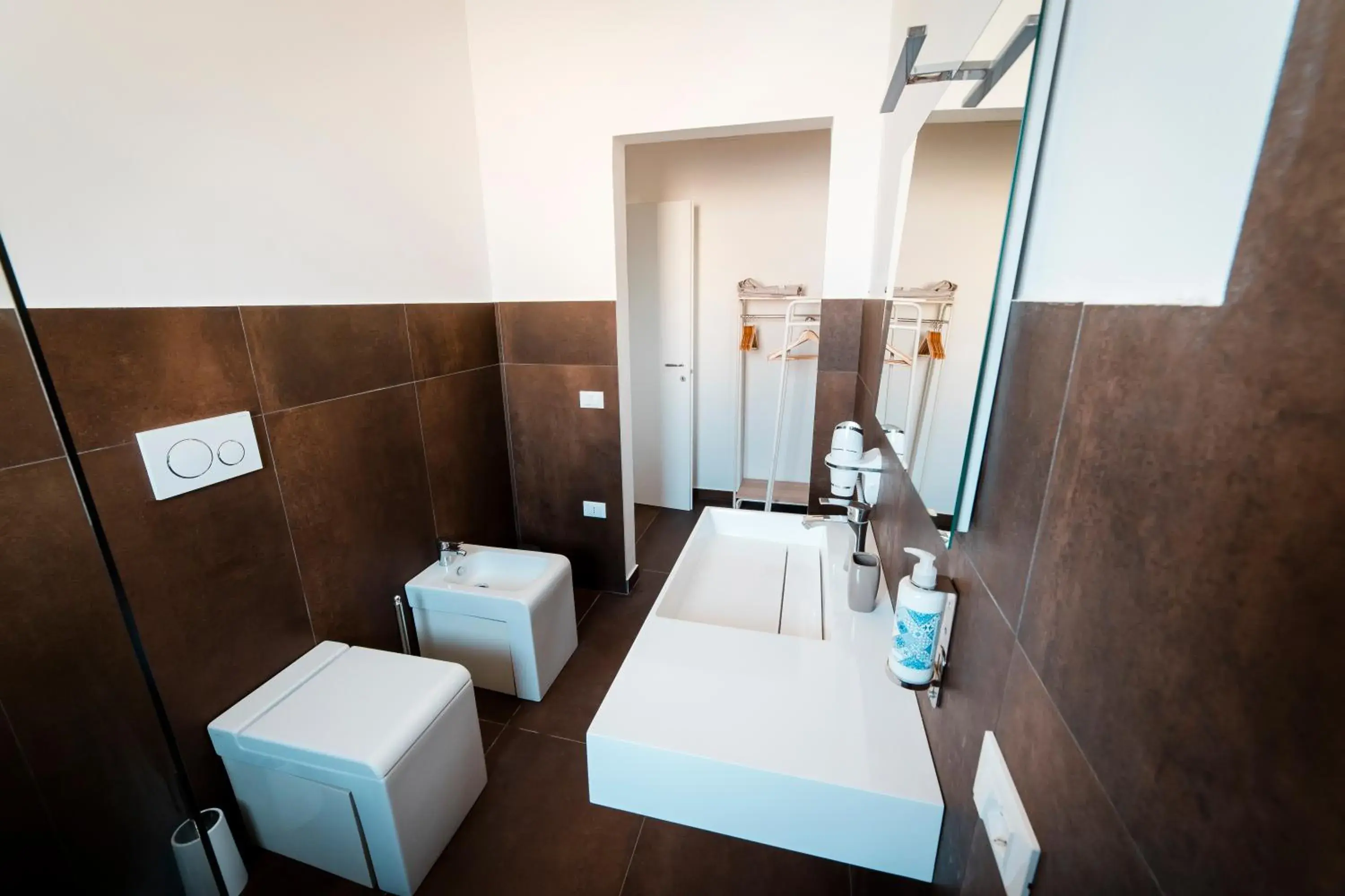 Double or Twin Room with Private Bathroom - single occupancy in Sunset Wave - STAGNONE KITESURF VILLAGE Double or Twin Room with Private Bathroom - single occupancy in Sunset Wave - STAGNONE KITESURF VILLAGE