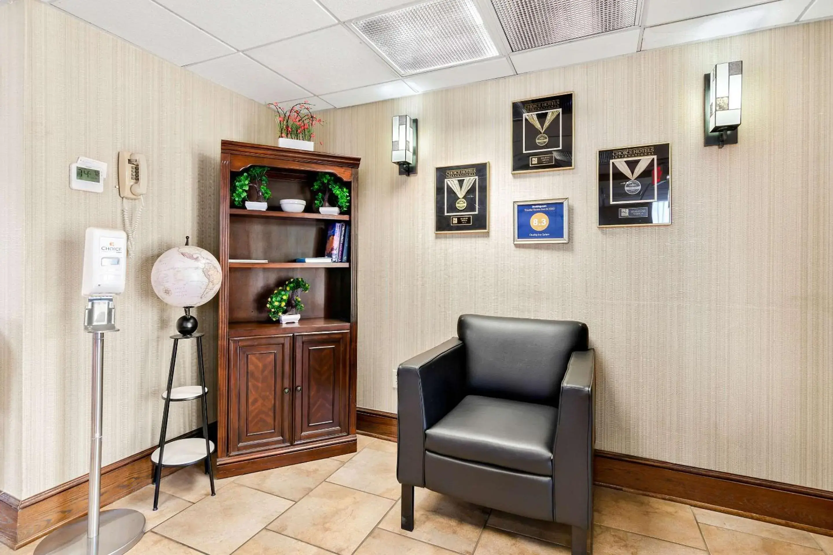 Lobby or reception in Quality Inn Salem - I-81 Lobby or reception in Quality Inn Salem - I-81