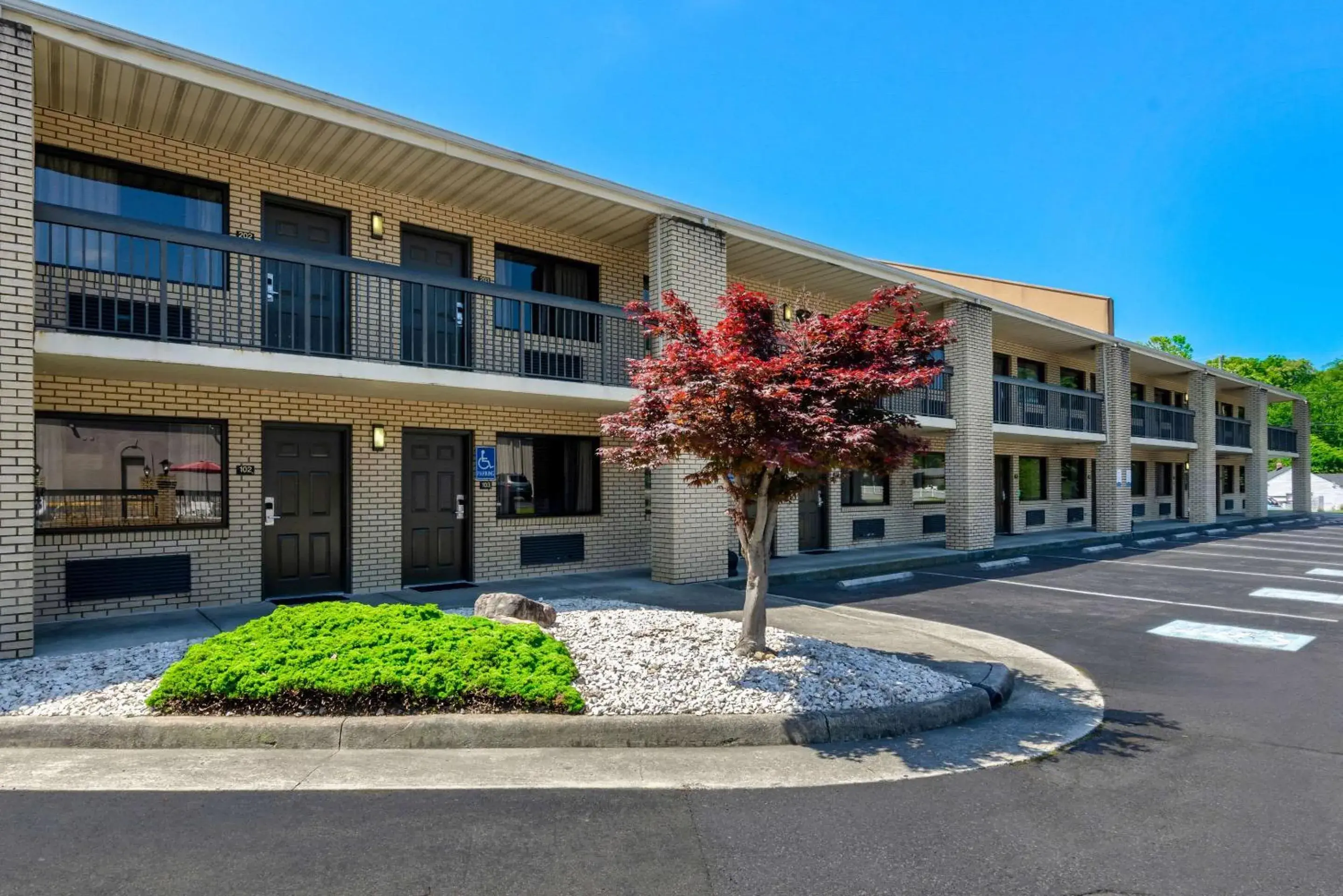 Property building in Quality Inn Salem - I-81 Property building in Quality Inn Salem - I-81