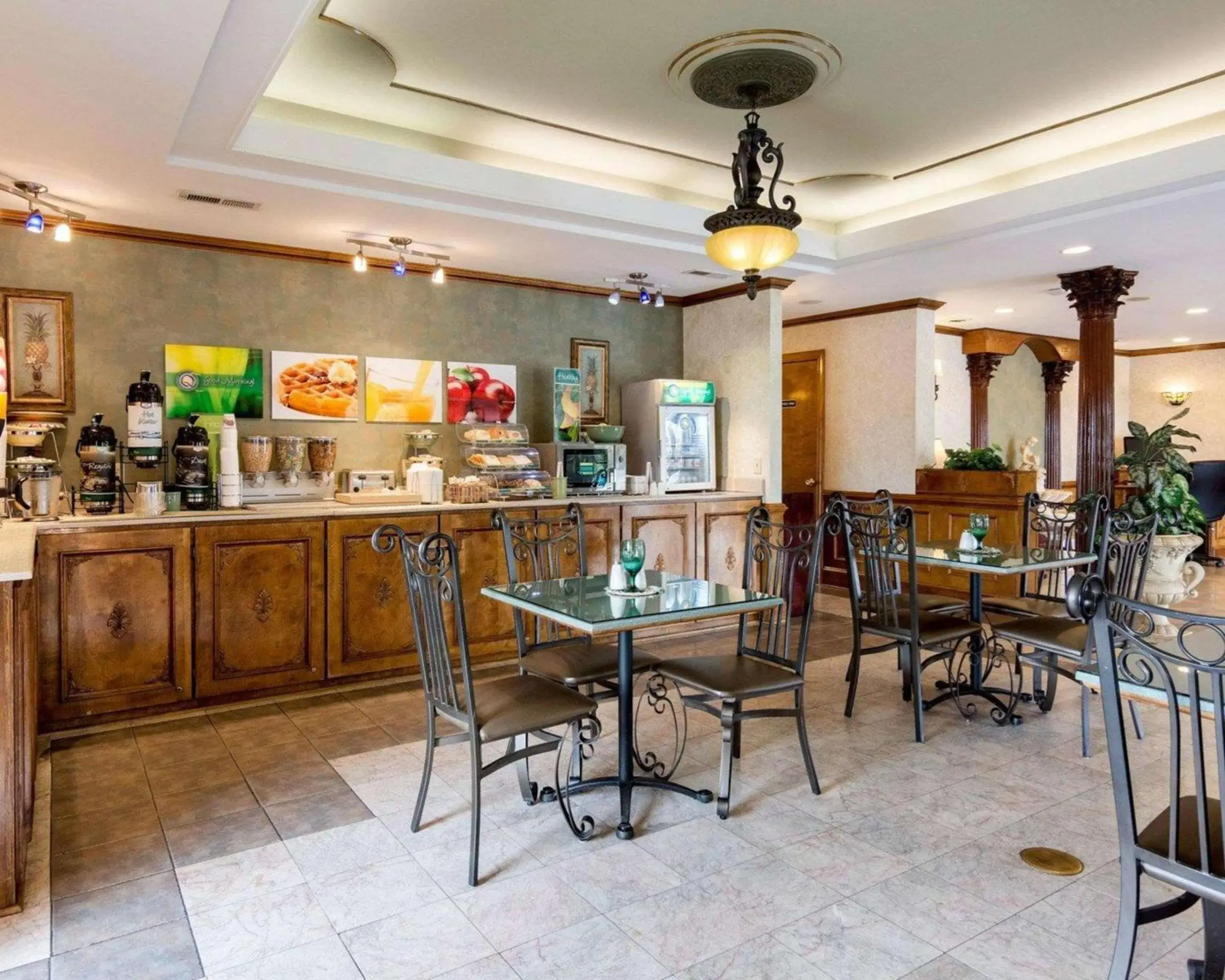 Restaurant/places to eat in Quality Inn South Hill I-85 Restaurant/places to eat in Quality Inn South Hill I-85