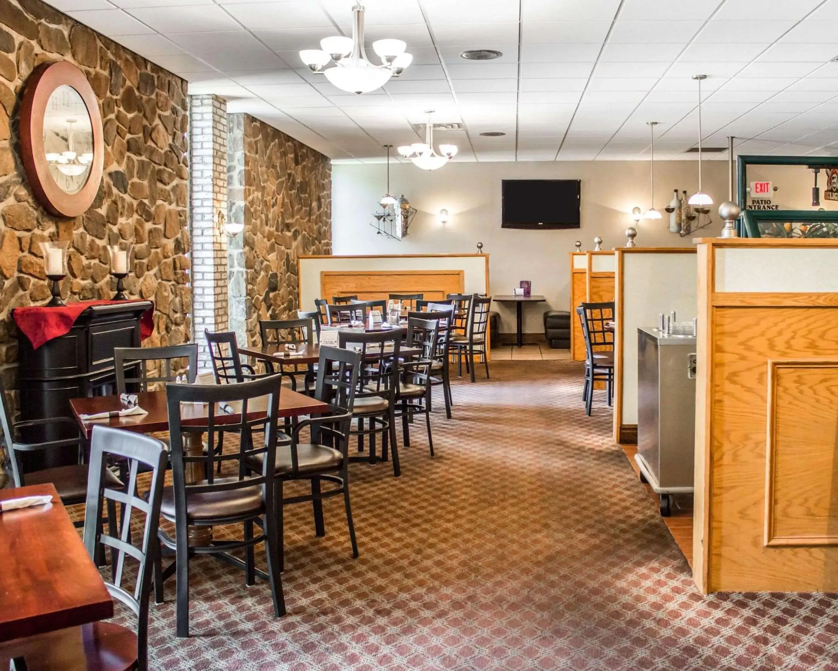 Restaurant/places to eat in Quality Inn & Conference Center Franklin Downtown Restaurant/places to eat in Quality Inn & Conference Center Franklin Downtown