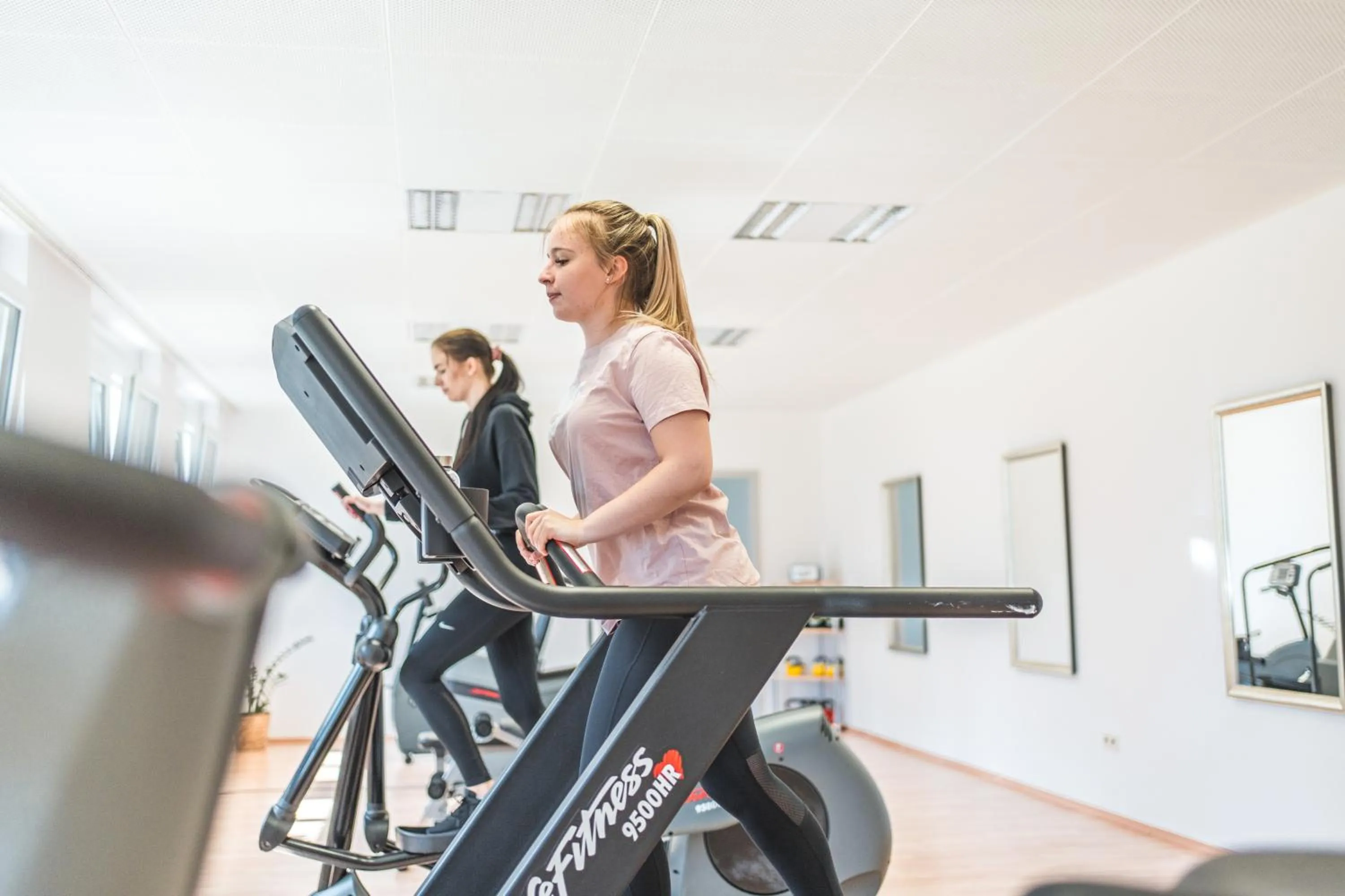 Fitness centre/facilities in Schwarzwald Wellnesshotel SAIGERHÖH I Spa Golf & Wandern über dem Titisee