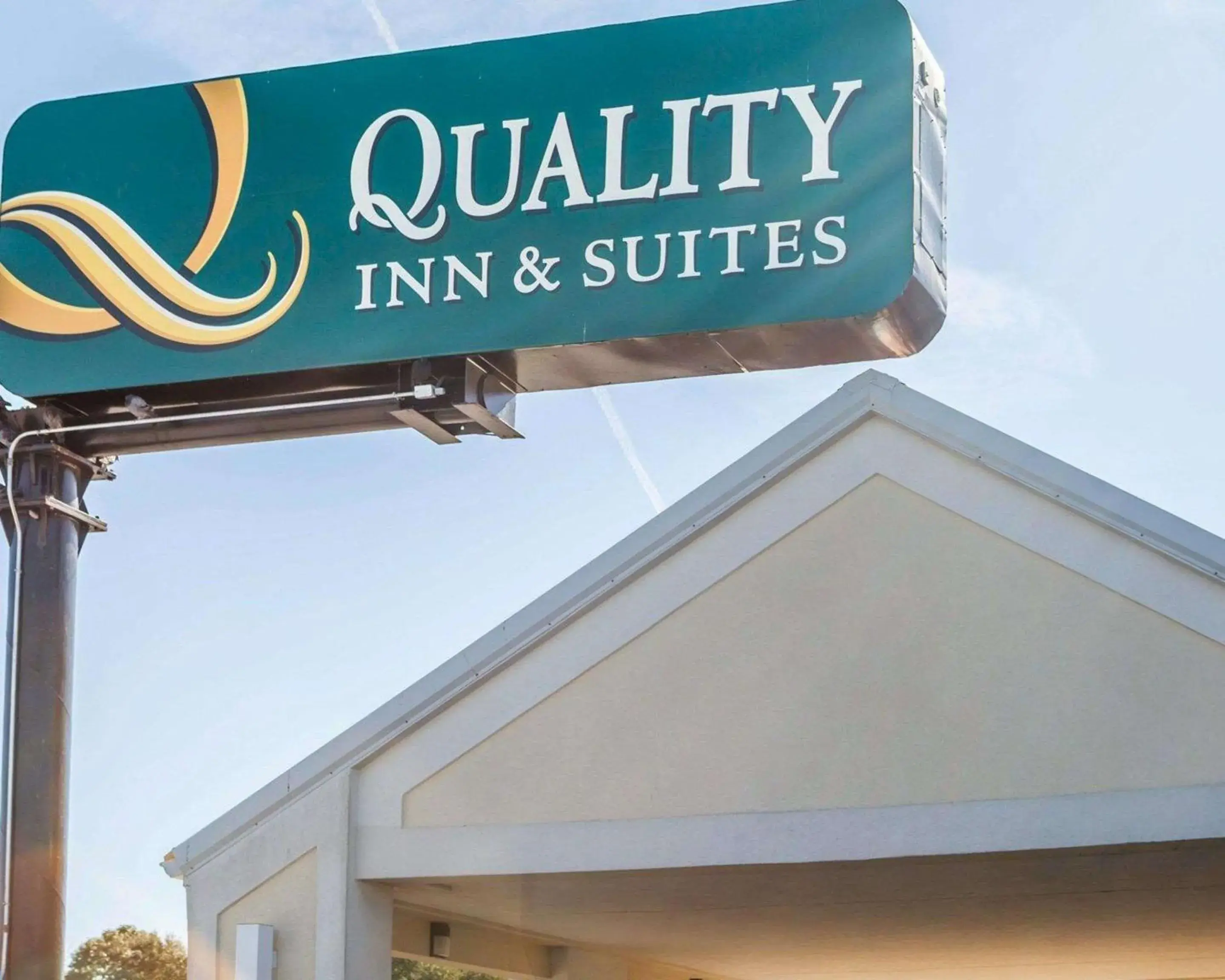 Property building in Quality Inn & Suites Property building in Quality Inn & Suites