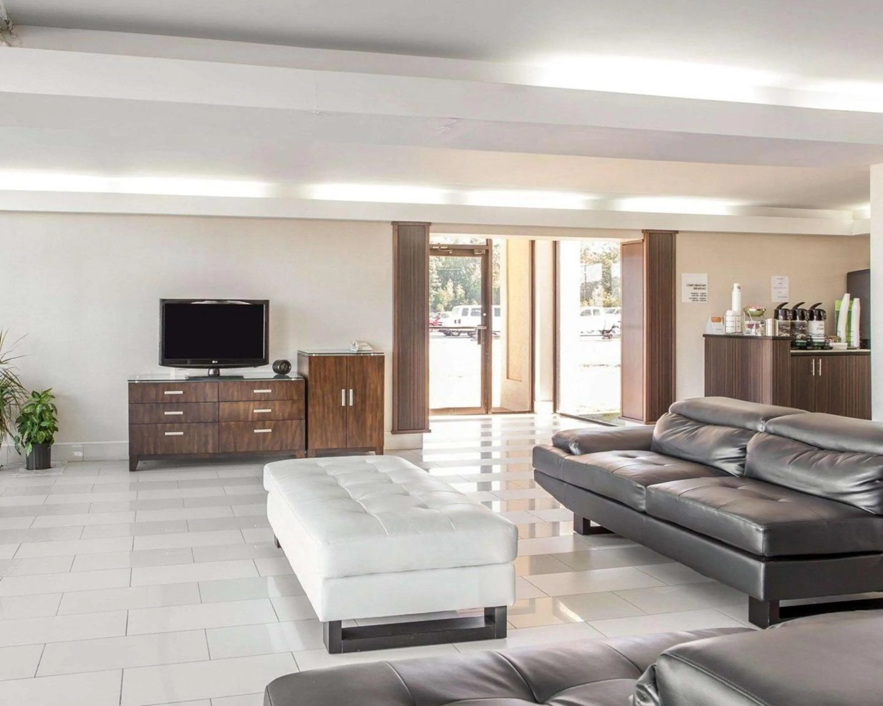 Lobby or reception in Quality Inn & Suites