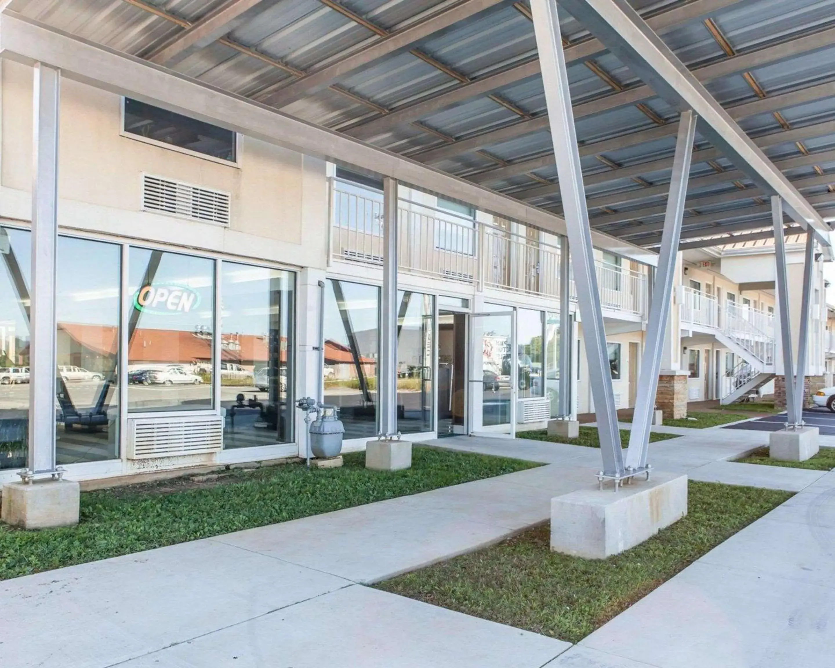 Property building in Quality Inn & Suites Property building in Quality Inn & Suites