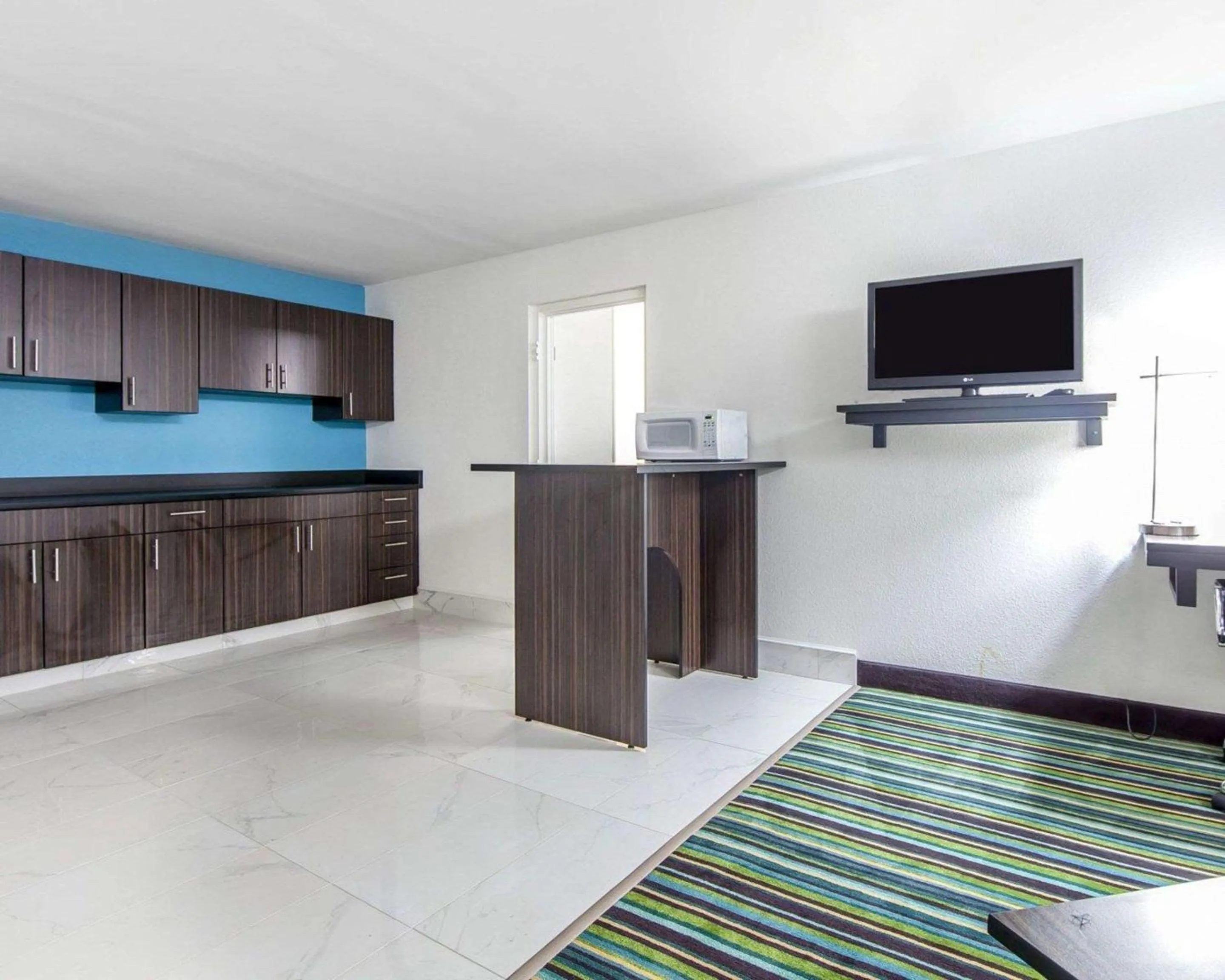 Photo of the whole room in Quality Inn & Suites