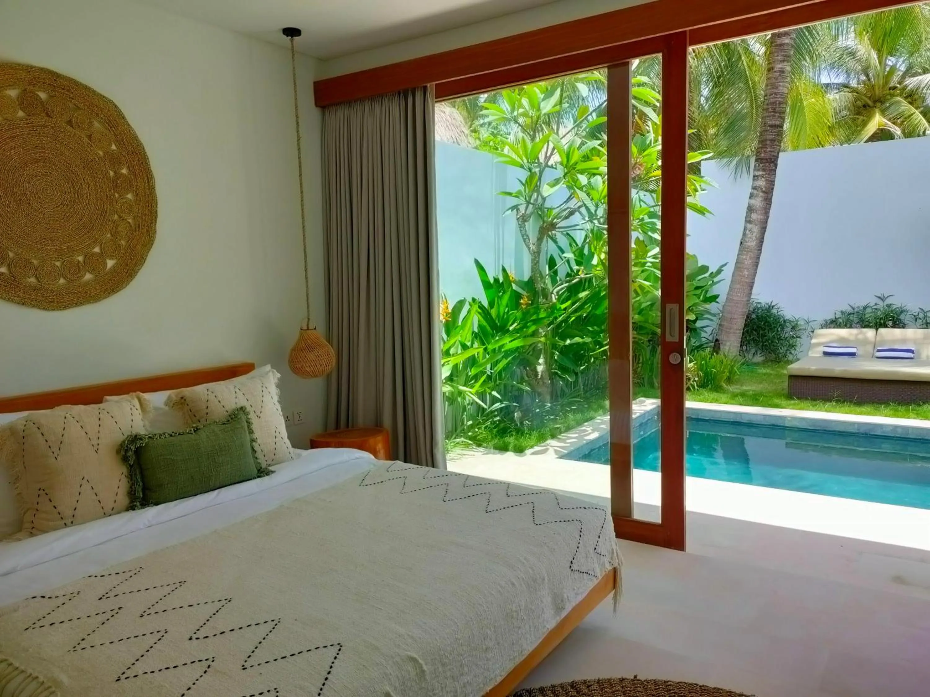 Bedroom, Bed in Kalea Villas