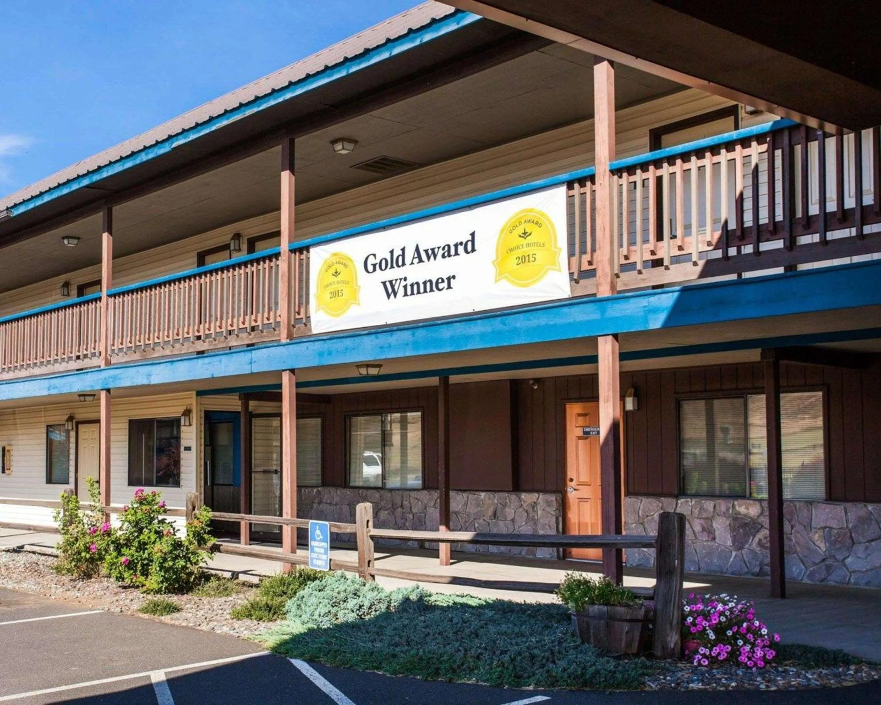 Property building in Quality Inn & Suites Goldendale