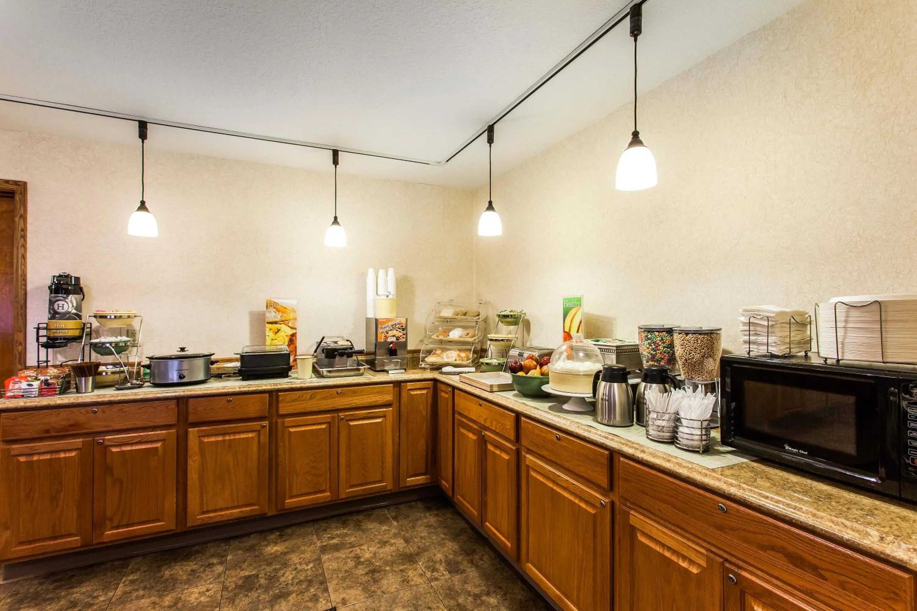 Breakfast in Quality Inn & Suites Goldendale