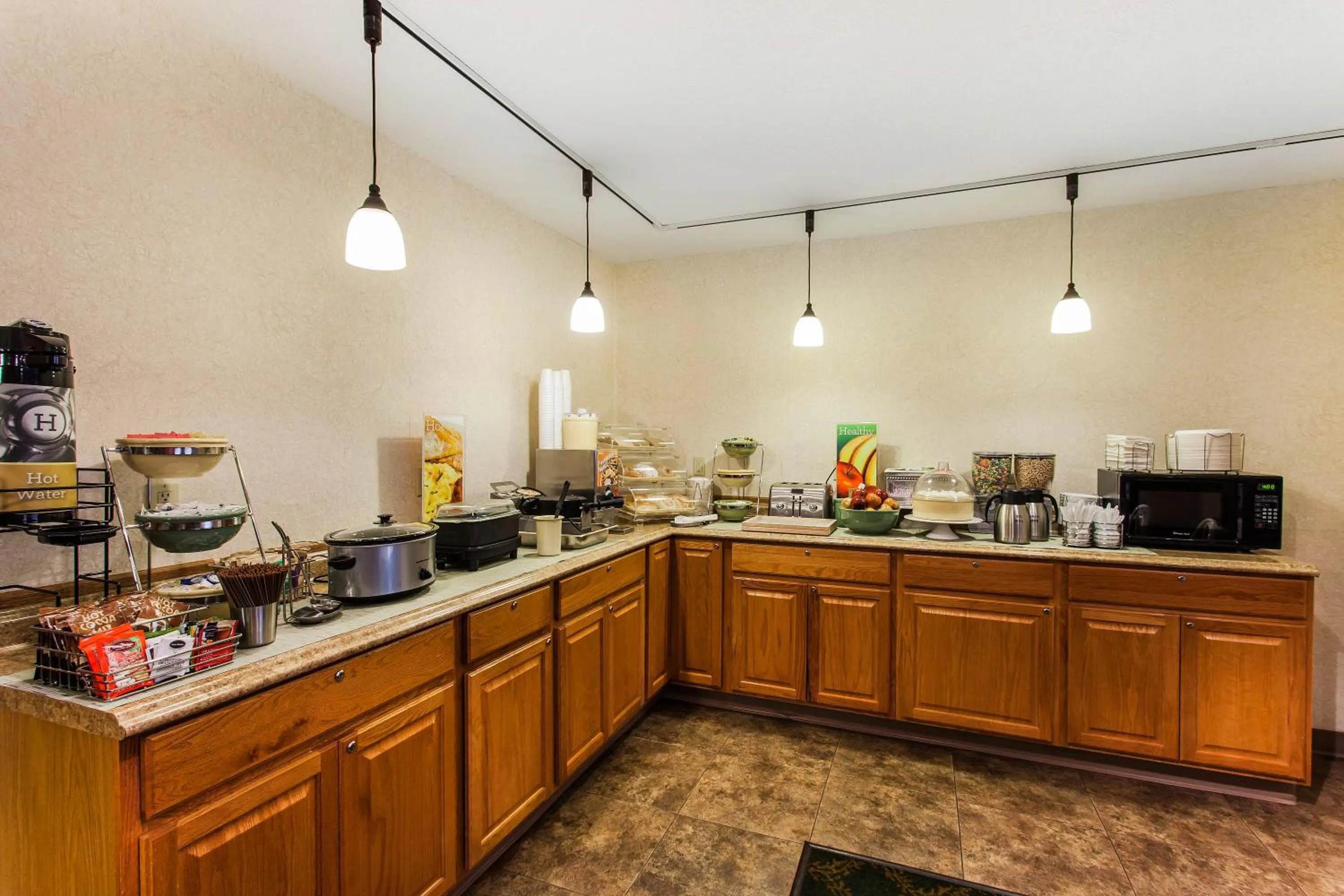 Breakfast in Quality Inn & Suites Goldendale