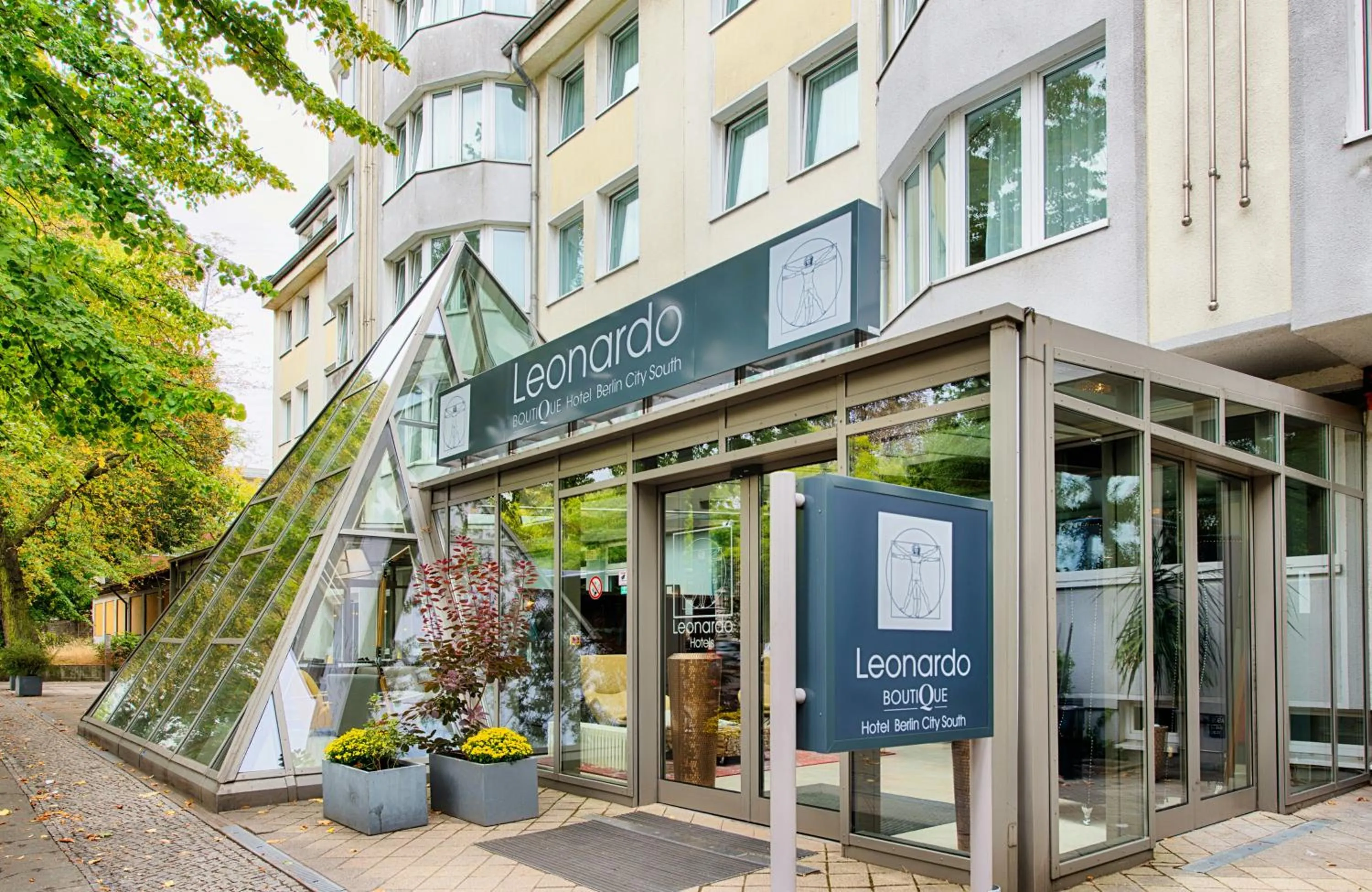Facade/entrance in Leonardo Boutique Hotel Berlin City South