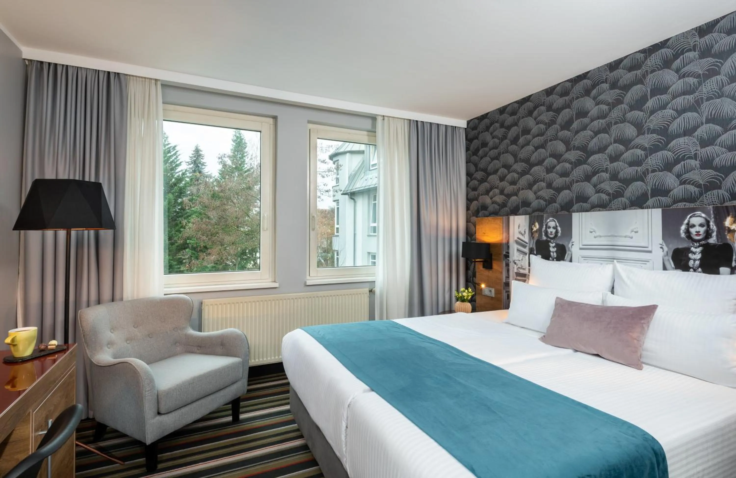Photo of the whole room, Bed in Leonardo Boutique Hotel Berlin City South