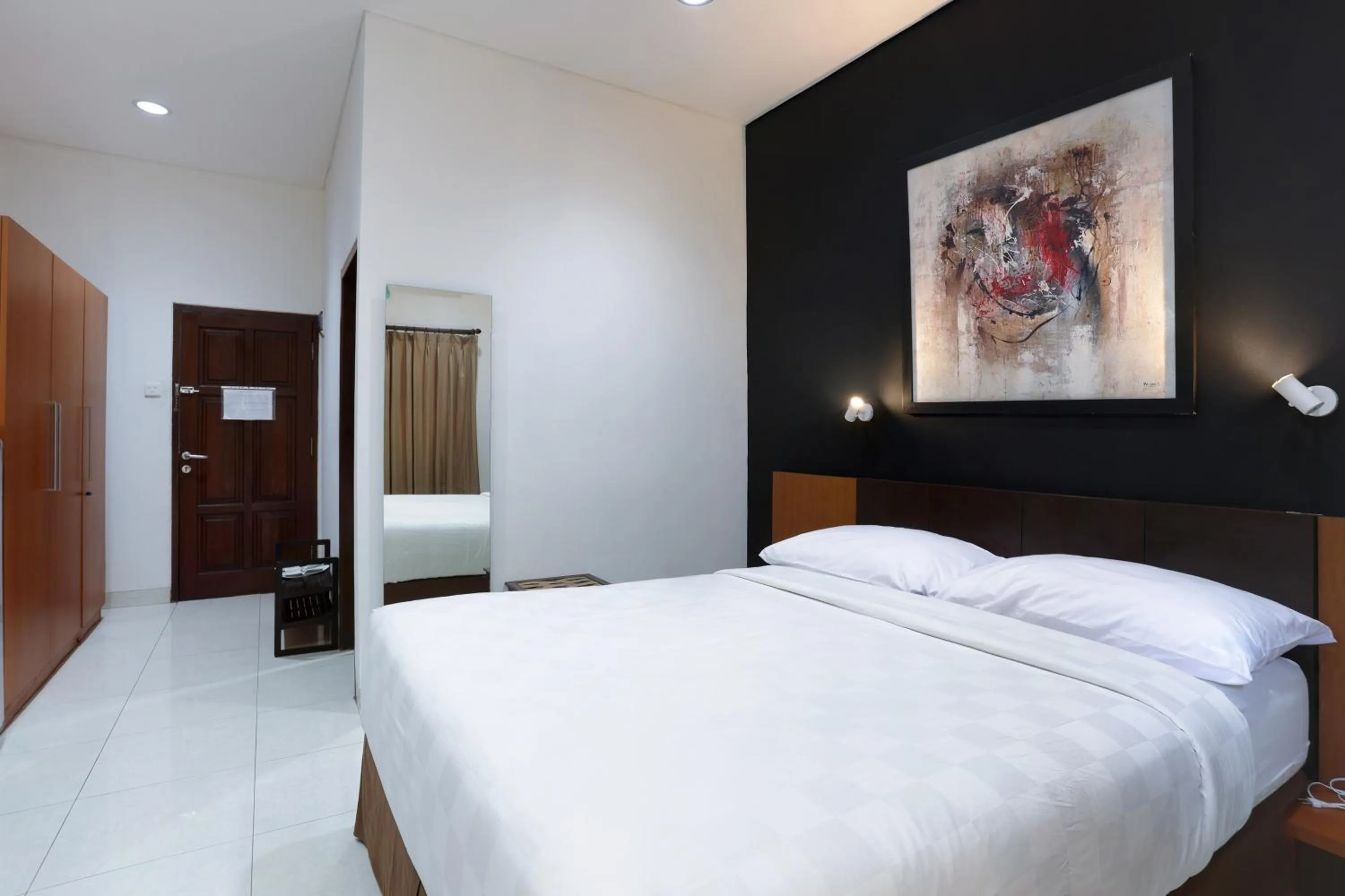 Bedroom, Bed in Jambuluwuk Residence Menteng