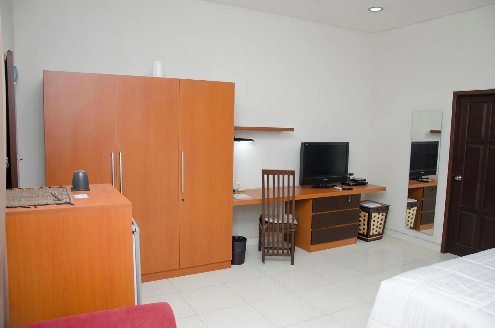 Bedroom, Bed in Jambuluwuk Residence Menteng