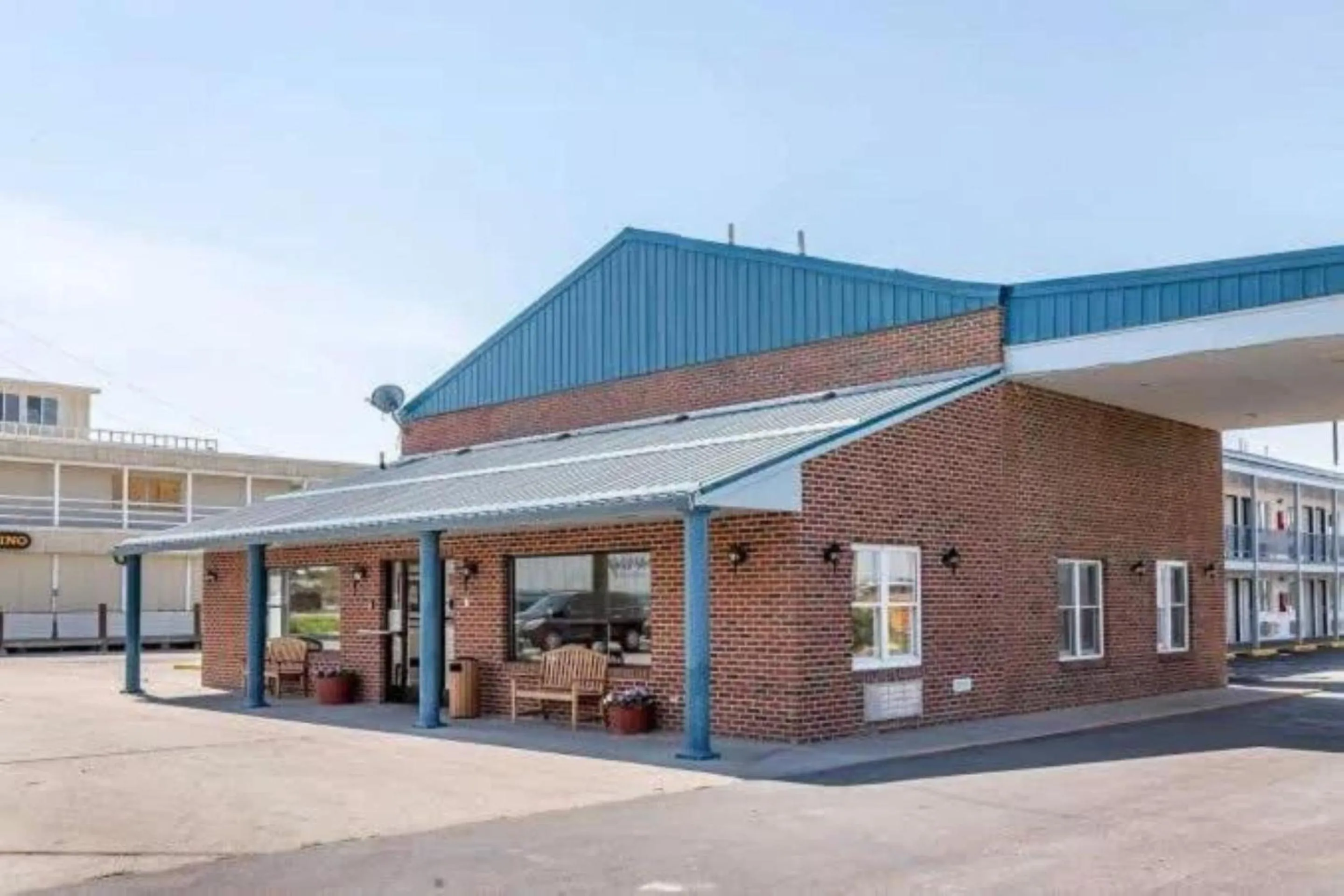 Property building in Hardin Lodge By Capital O Little Bighorn Battlefield I-90