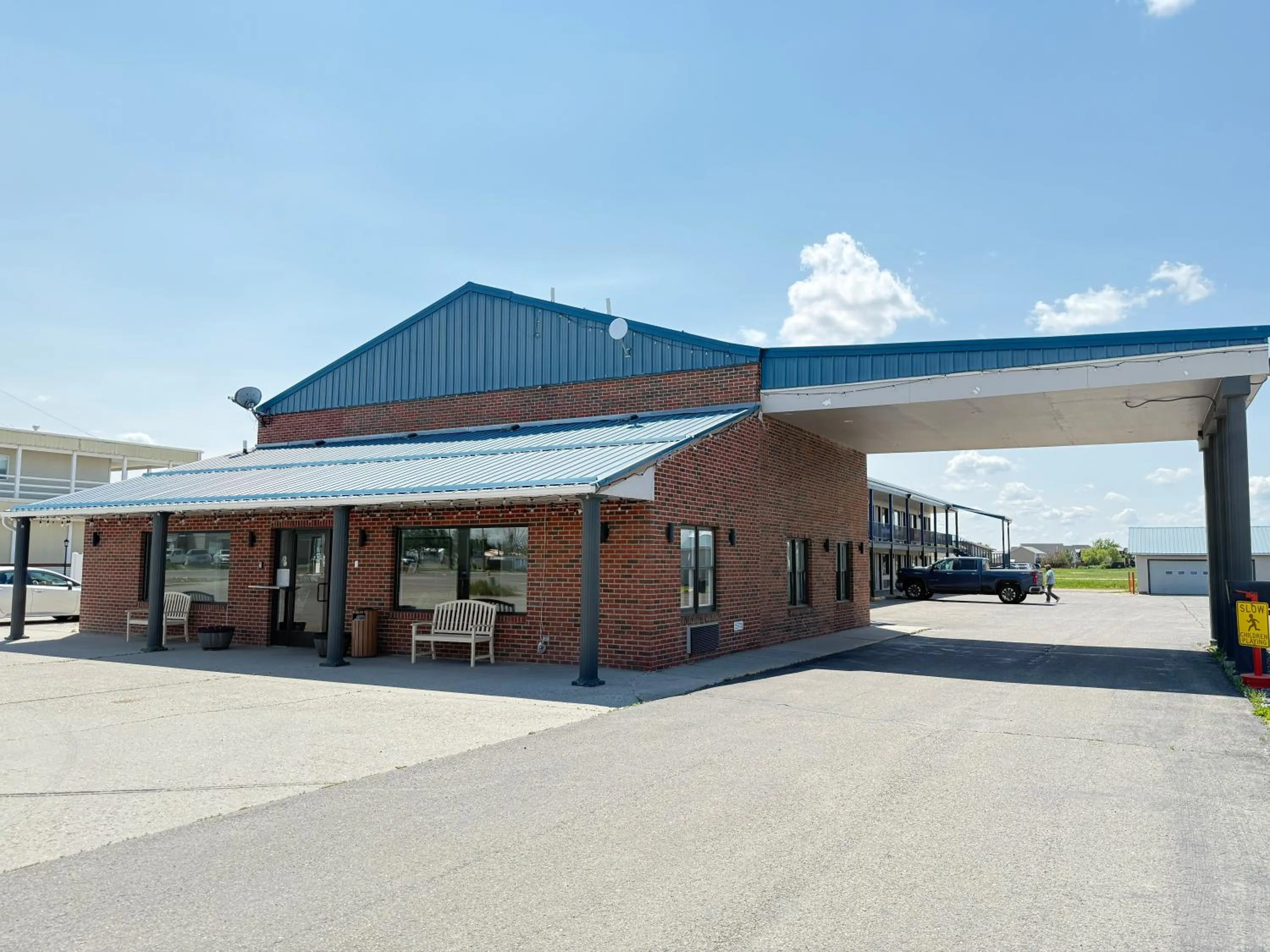 Property building in Hardin Lodge By Capital O Little Bighorn Battlefield I-90