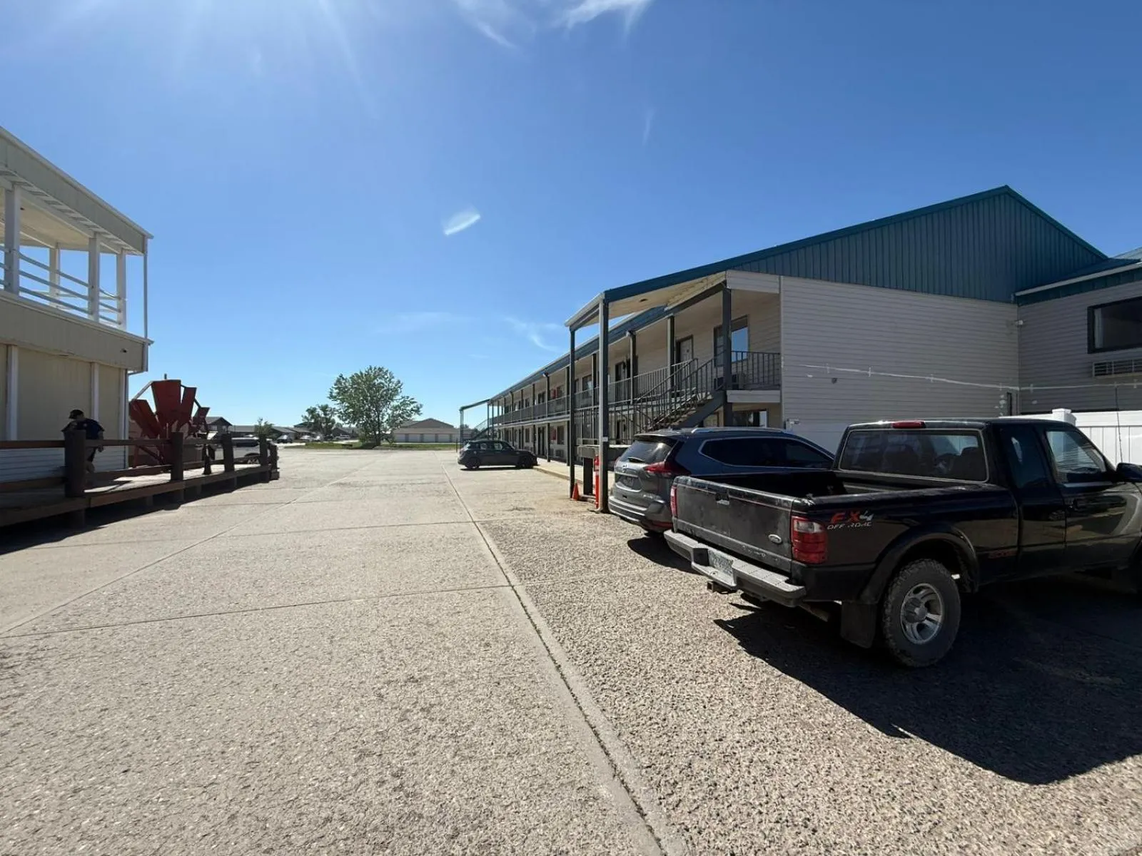 Parking in Hardin Lodge By Capital O Little Bighorn Battlefield I-90
