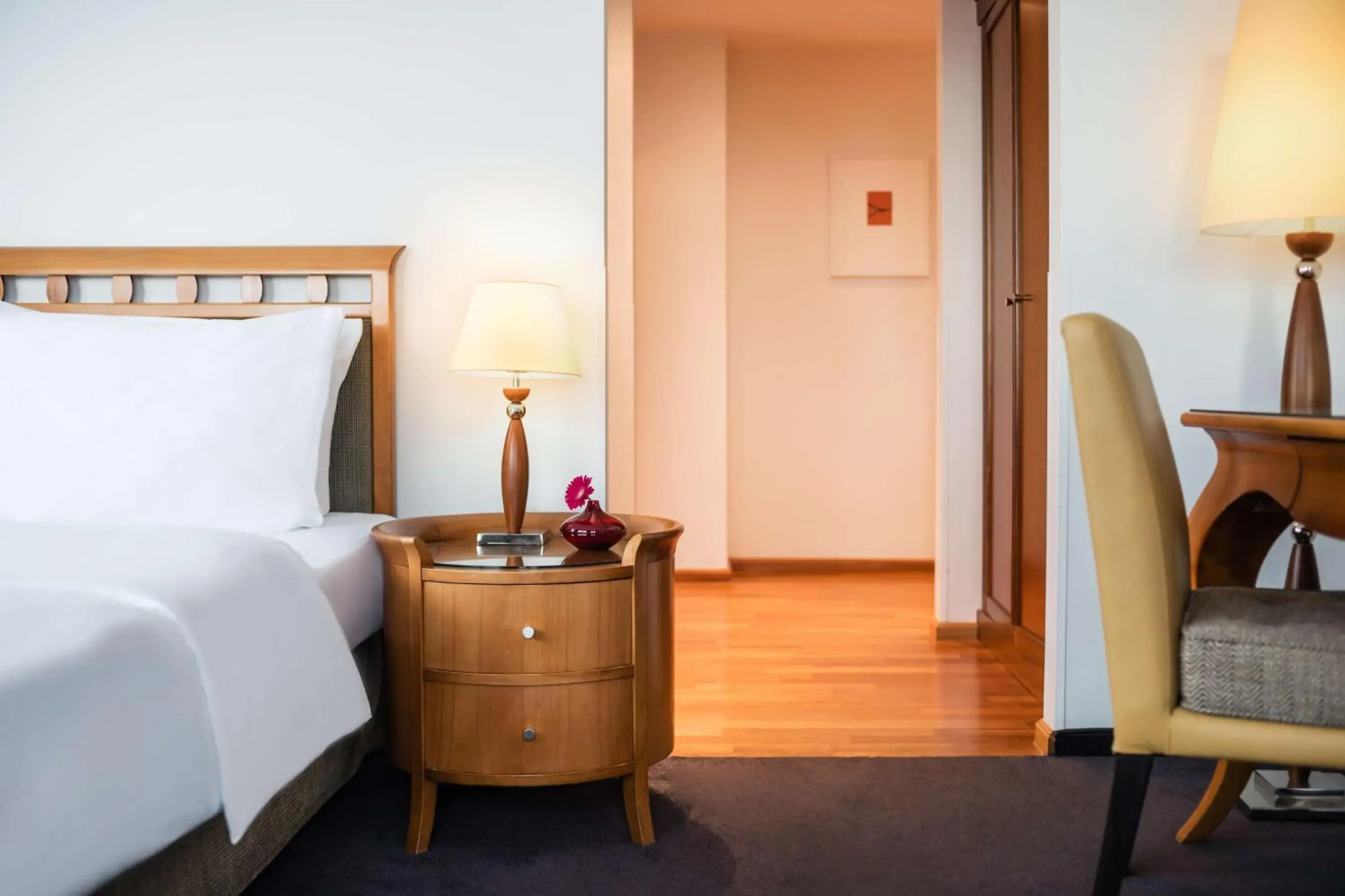 Bedroom in Lindner Hotel Frankfurt Main Plaza, part of JdV by Hyatt Bedroom in Lindner Hotel Frankfurt Main Plaza, part of JdV by Hyatt