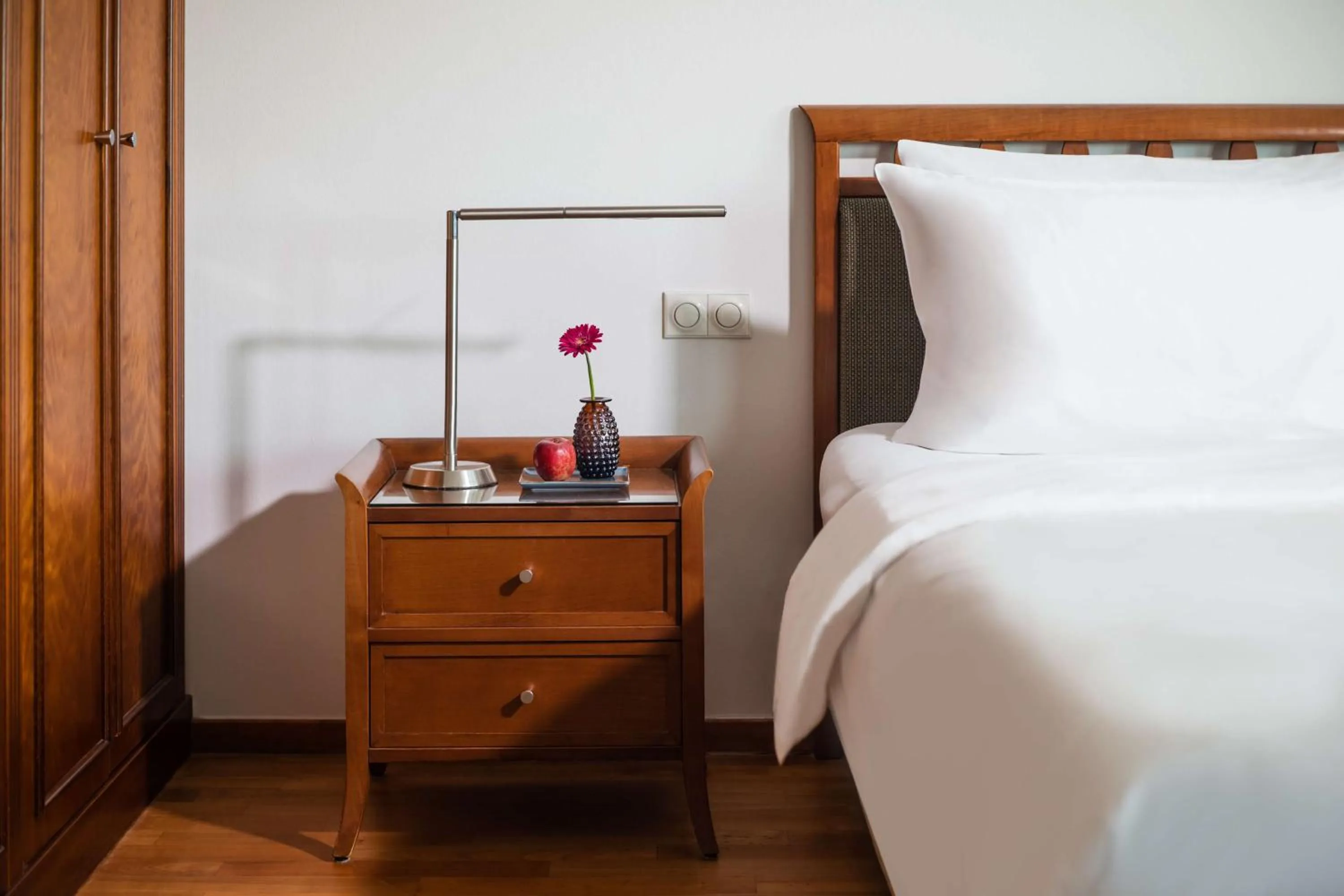 Bedroom in Lindner Hotel Frankfurt Main Plaza, part of JdV by Hyatt