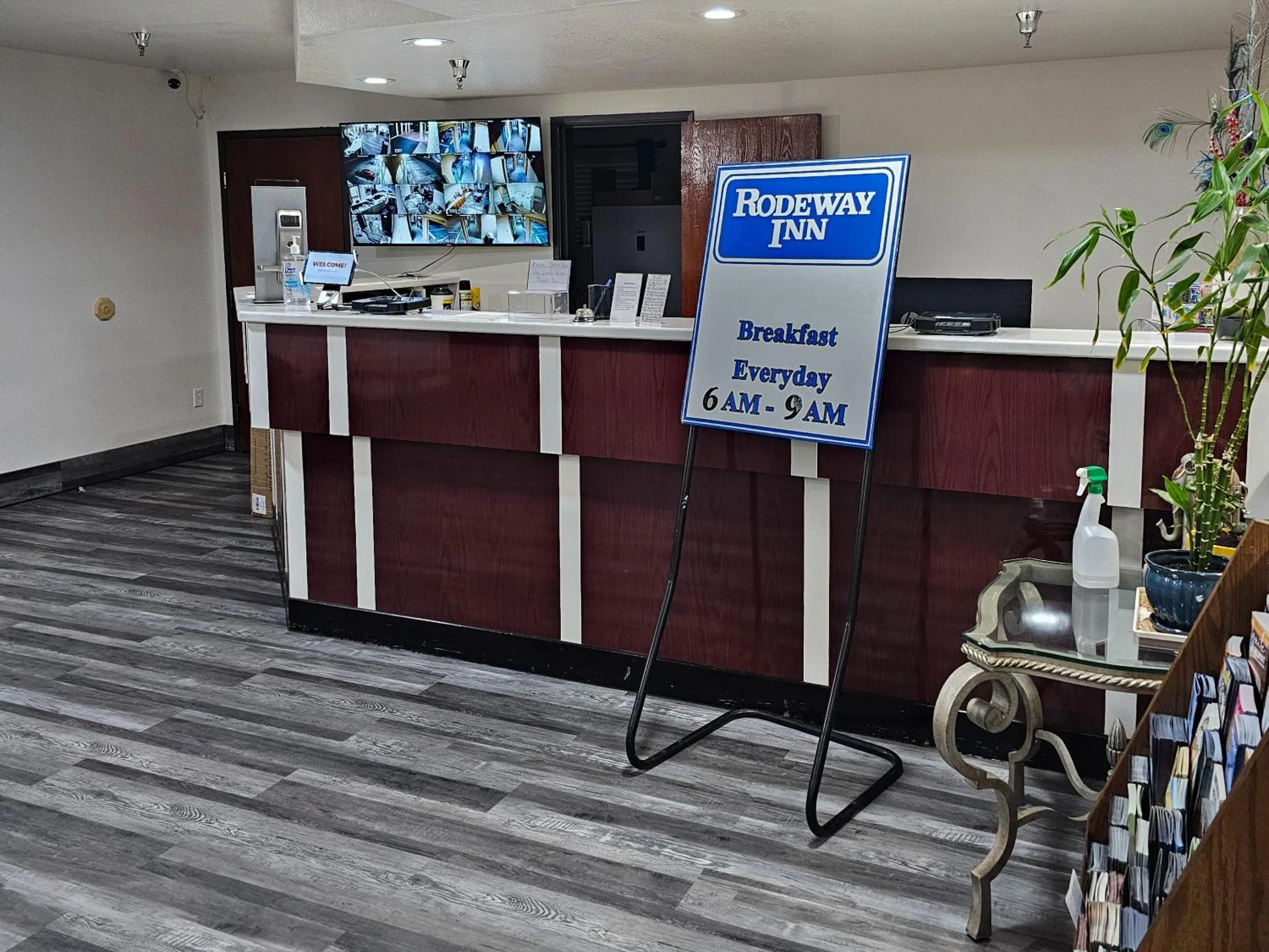Lobby or reception in Rodeway Inn Tucumcari