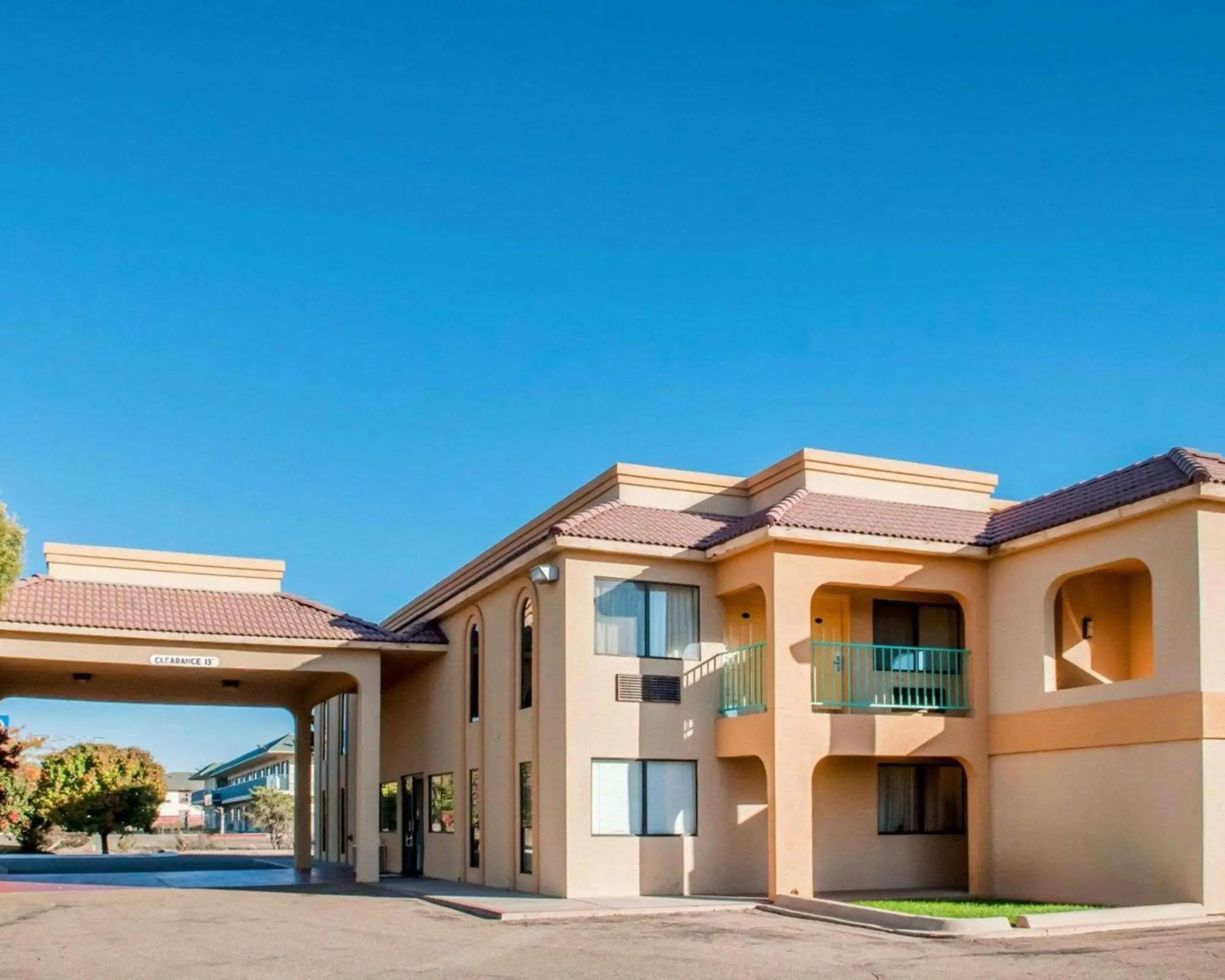 Property building in Rodeway Inn Tucumcari Property building in Rodeway Inn Tucumcari