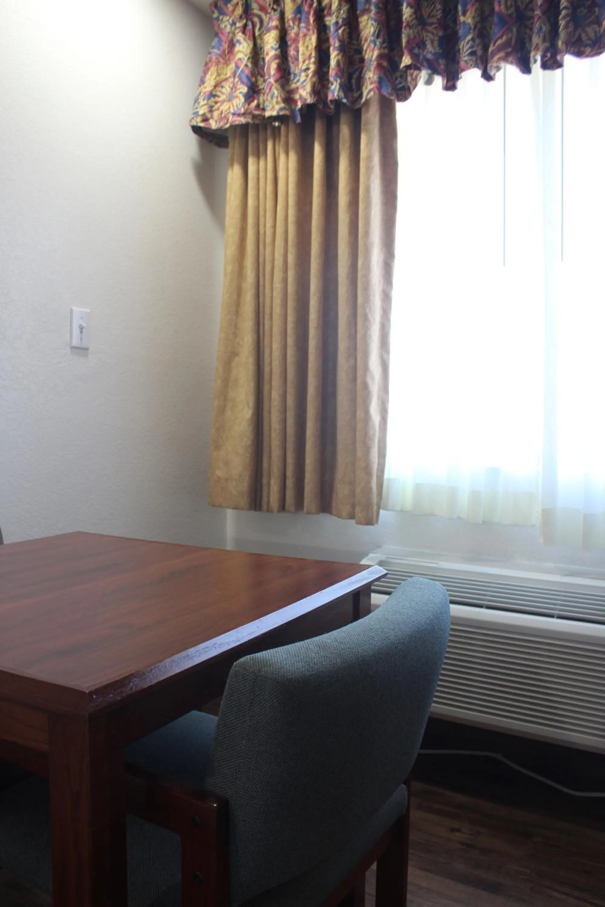 Seating area in Rodeway Inn Tucumcari