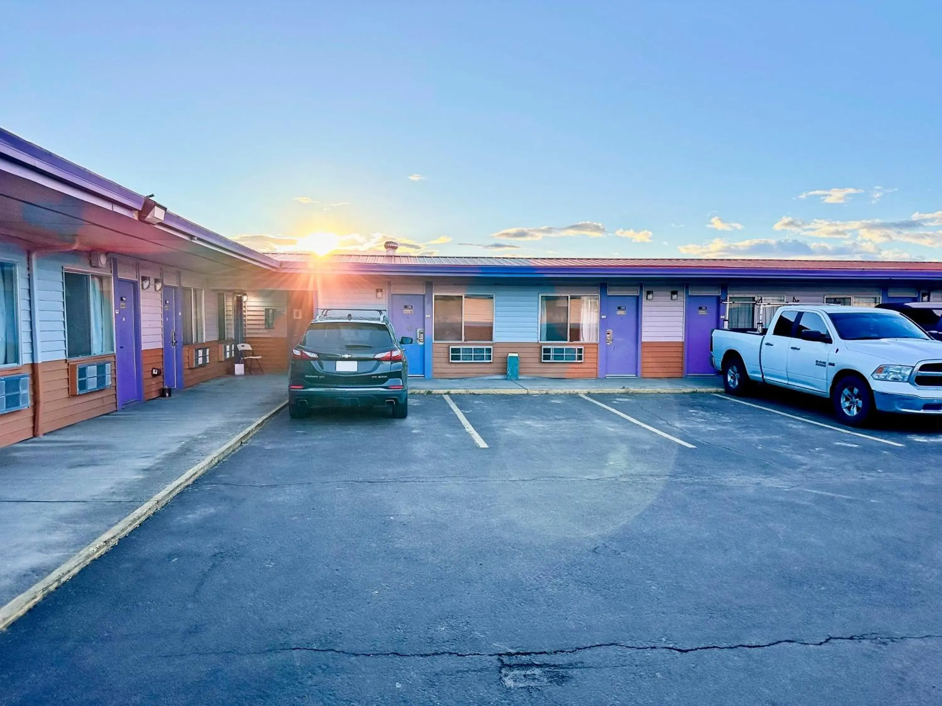 Property building in Rodeway Inn Boardman - Hermiston Property building in Rodeway Inn Boardman - Hermiston