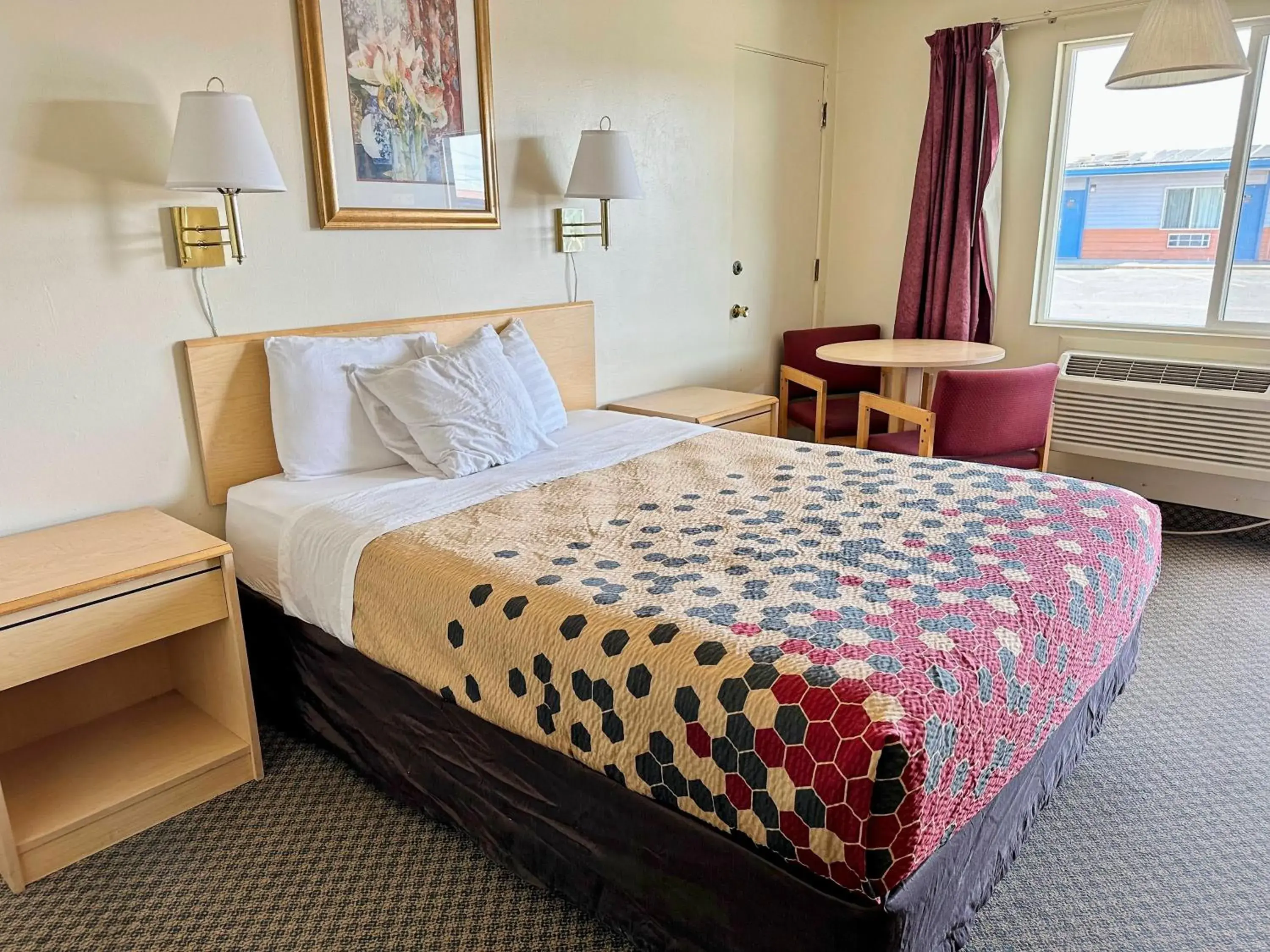 Bed in Rodeway Inn Boardman - Hermiston Bed in Rodeway Inn Boardman - Hermiston