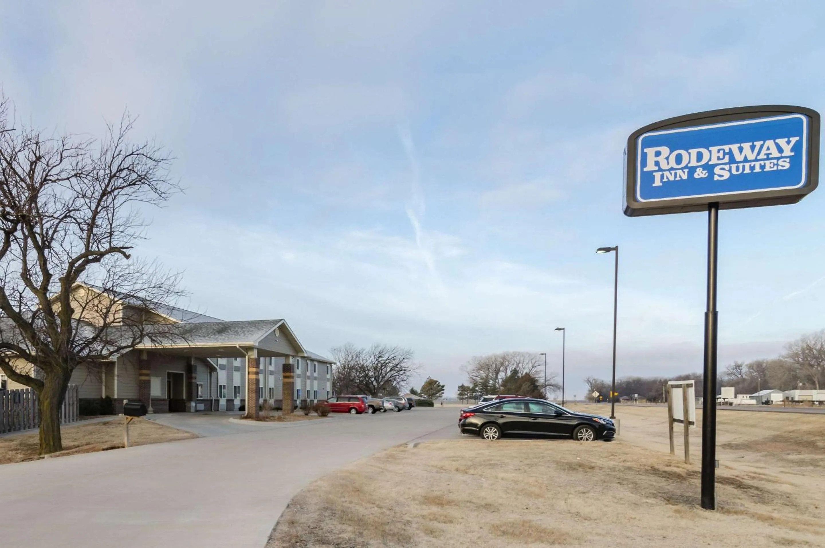 Property building in Rodeway Inn & Suites Hoisington
