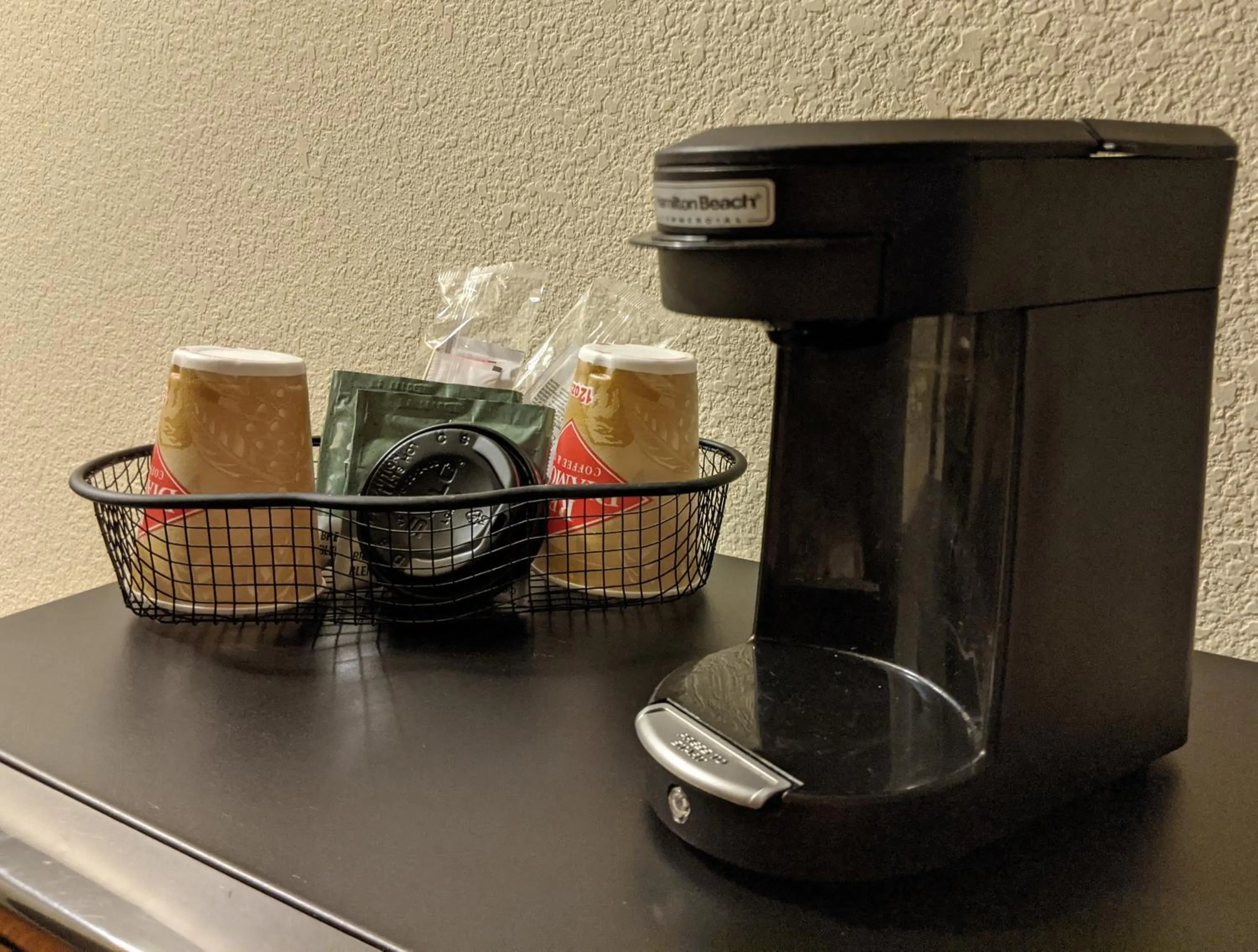 Coffee/tea facilities in Rodeway Inn & Suites Hoisington