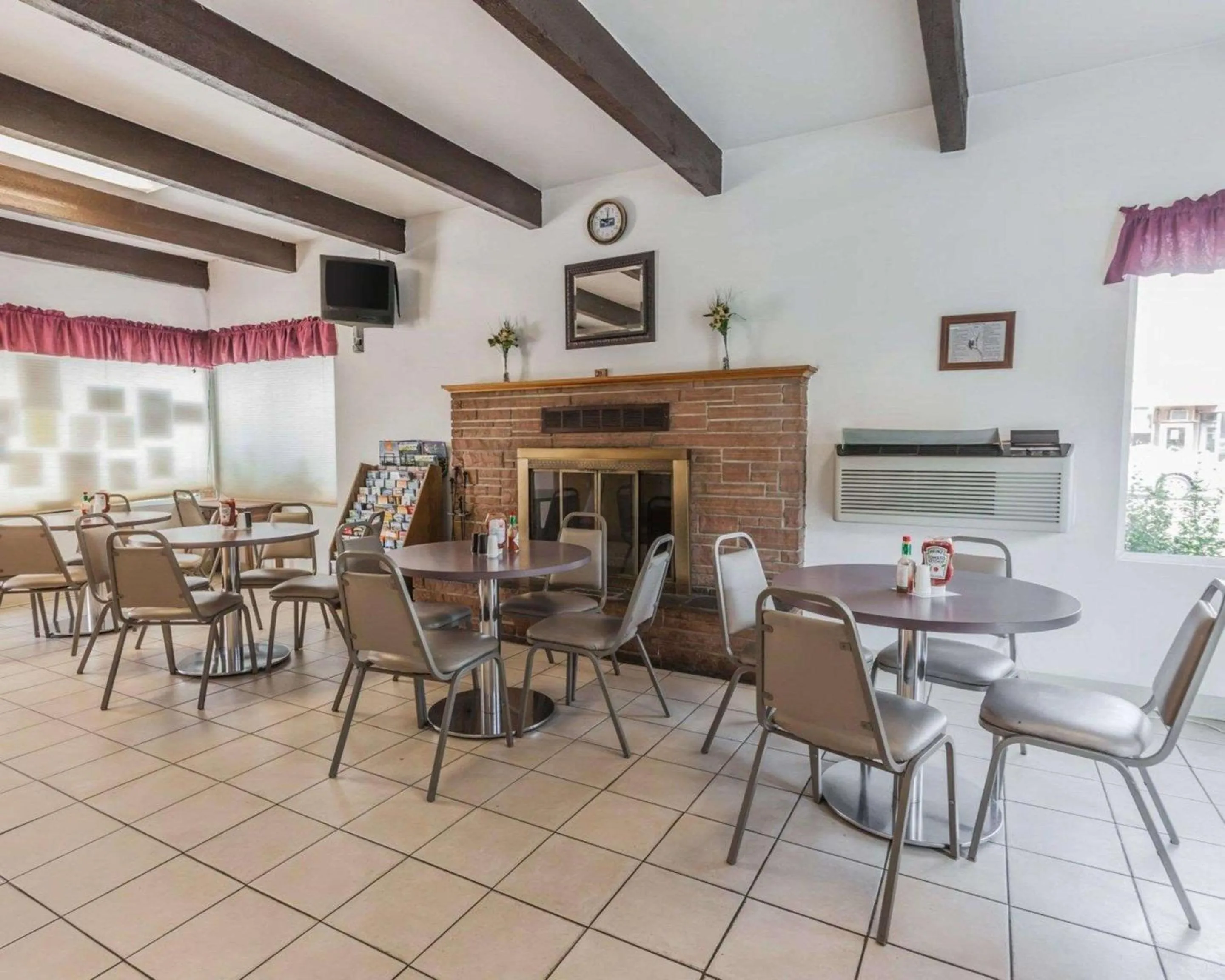 Restaurant/places to eat in Rodeway Inn & Suites Omak - Okanogan