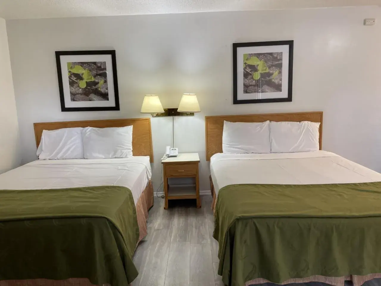 Bed in Rodeway Inn & Suites Omak - Okanogan Bed in Rodeway Inn & Suites Omak - Okanogan