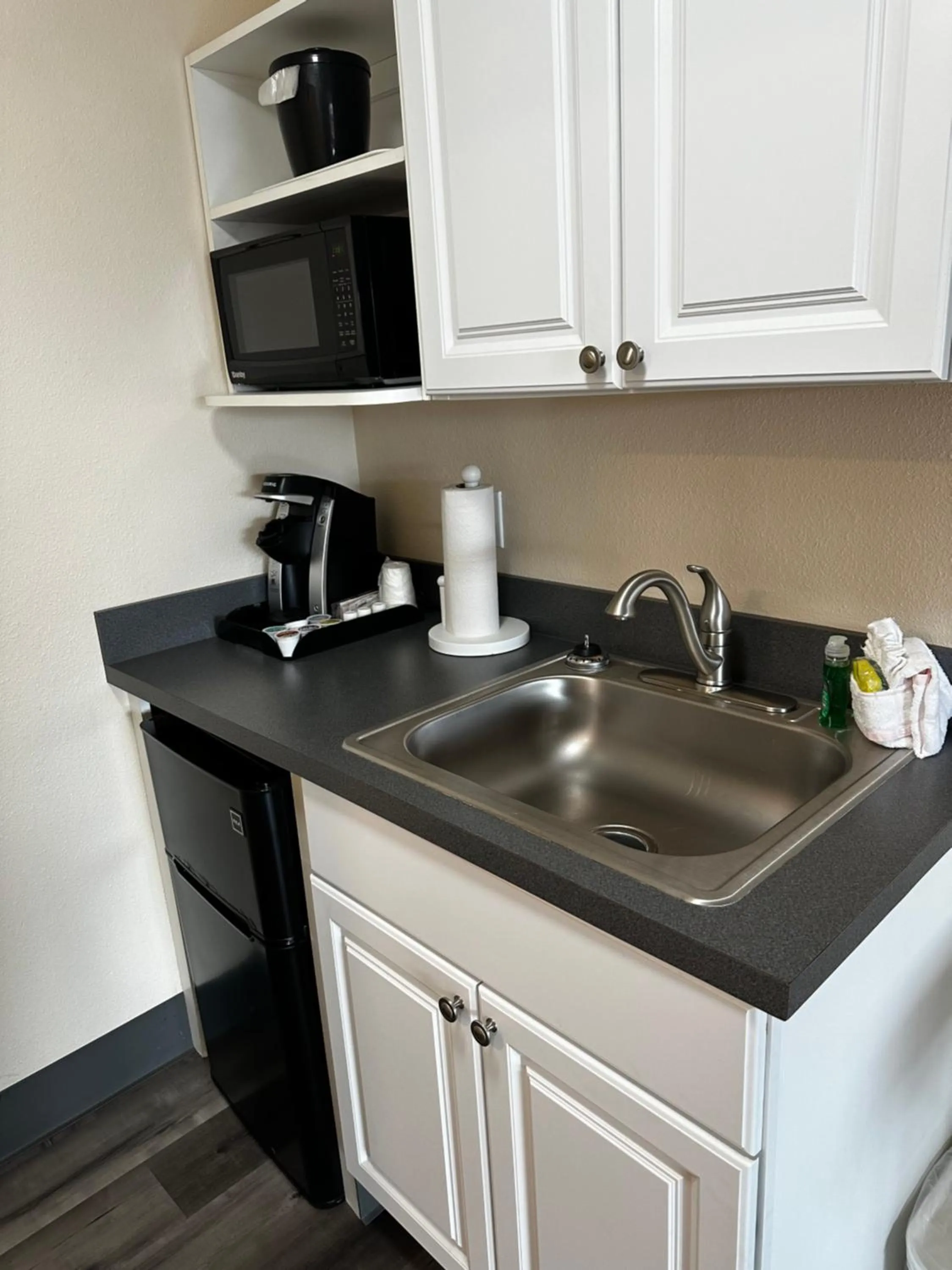 Kitchen or kitchenette in Inn at the Sea