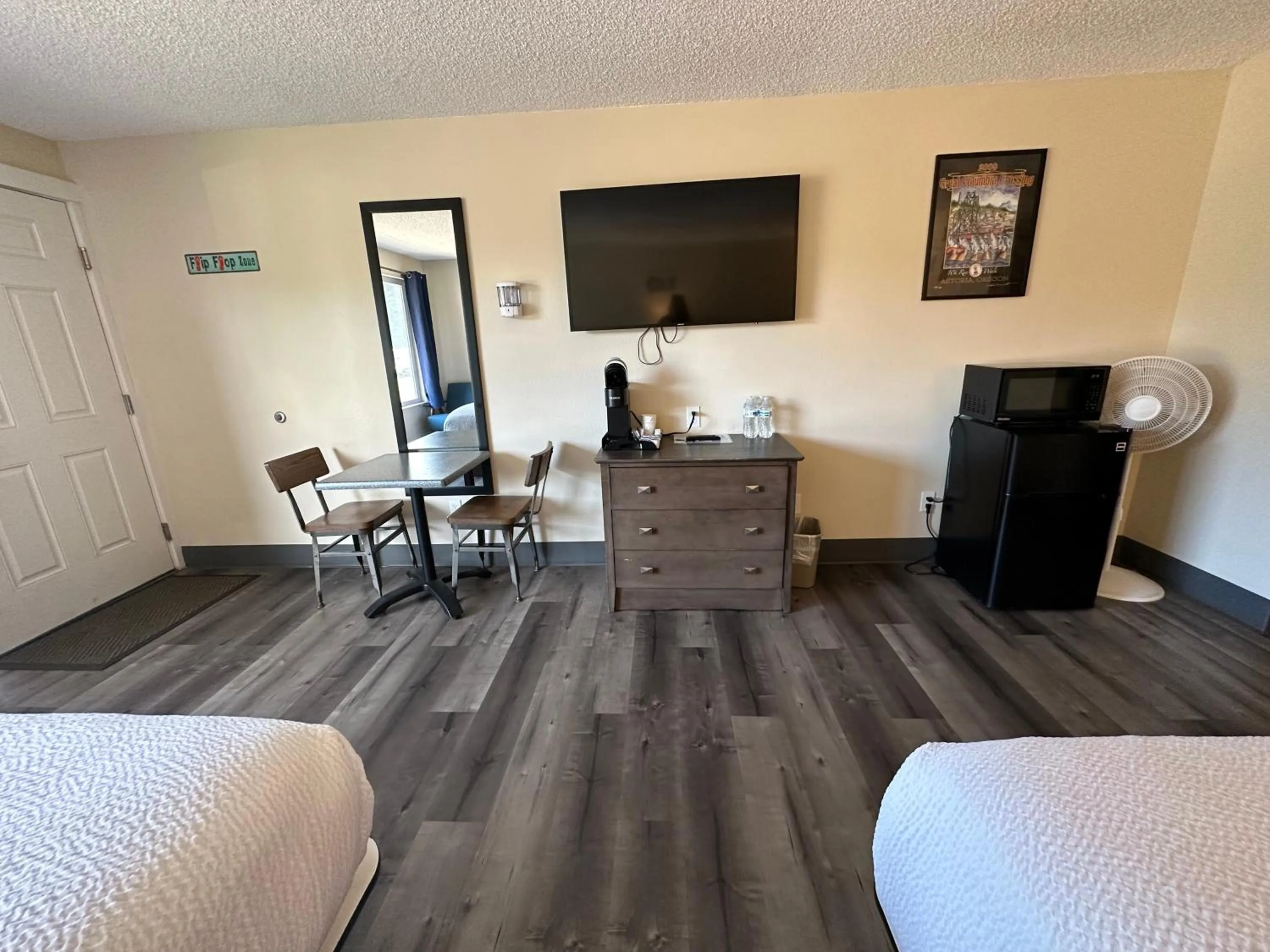 TV and multimedia, Bed in Inn at the Sea