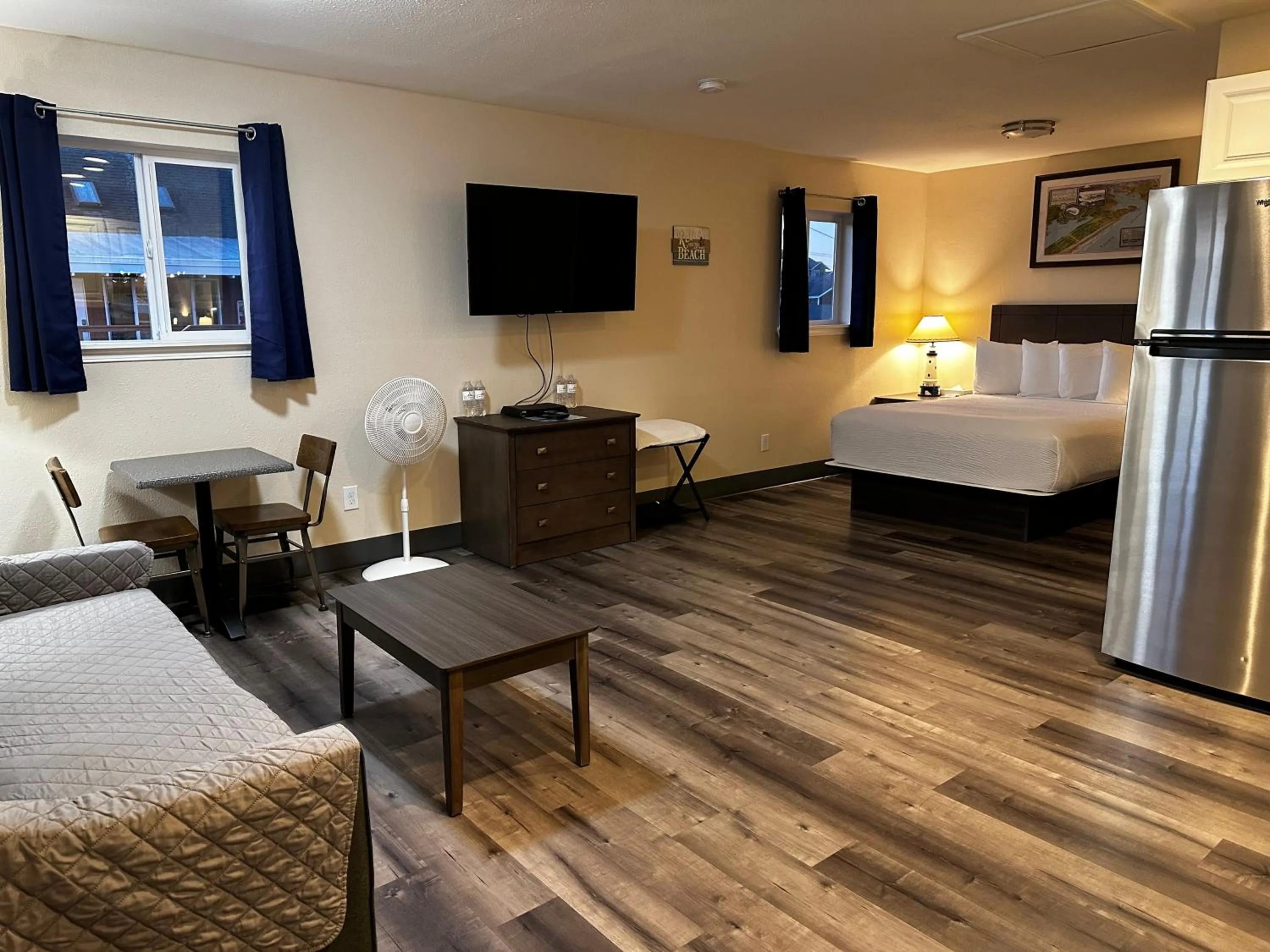 TV and multimedia, Bed in Inn at the Sea