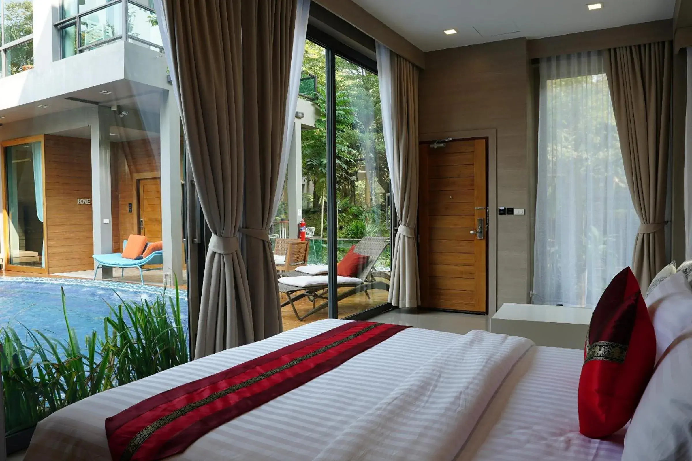 Deluxe Double Room with Pool Access in Treescape Resort Chiangmai Deluxe Double Room with Pool Access in Treescape Resort Chiangmai