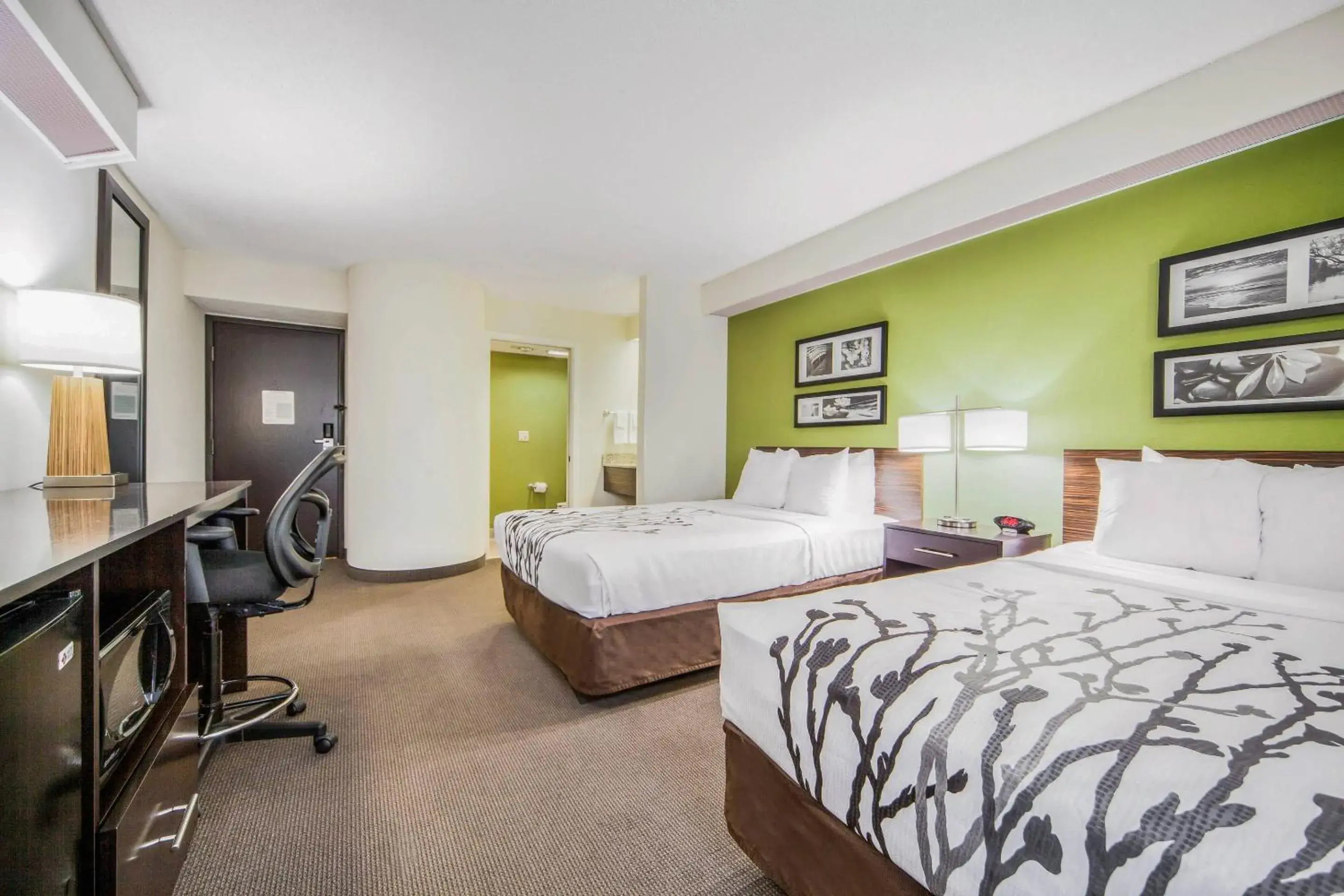 Bedroom, Bed in Sleep Inn & Suites Columbus, NE Bedroom, Bed in Sleep Inn & Suites Columbus, NE