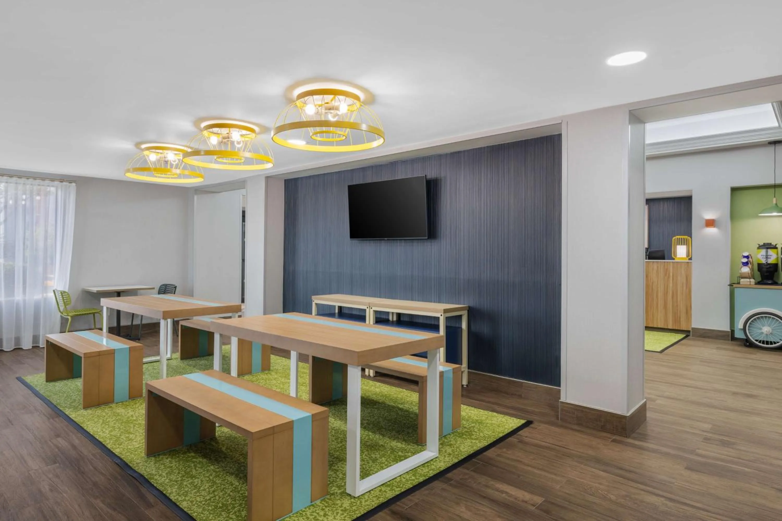 Lobby or reception in Spark By Hilton Fredericksburg Southpoint