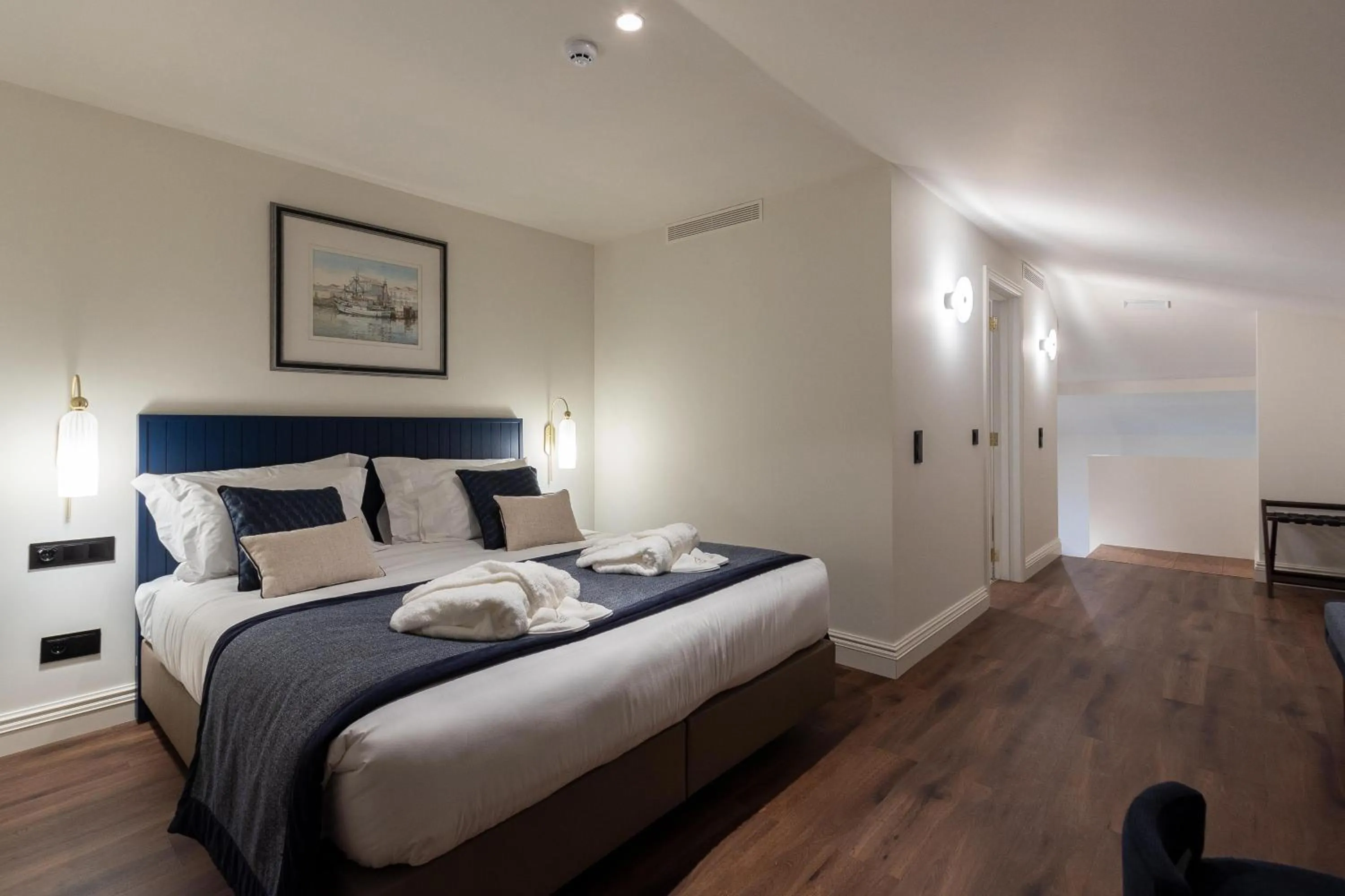 Photo of the whole room, Bed in AP Dona Aninhas