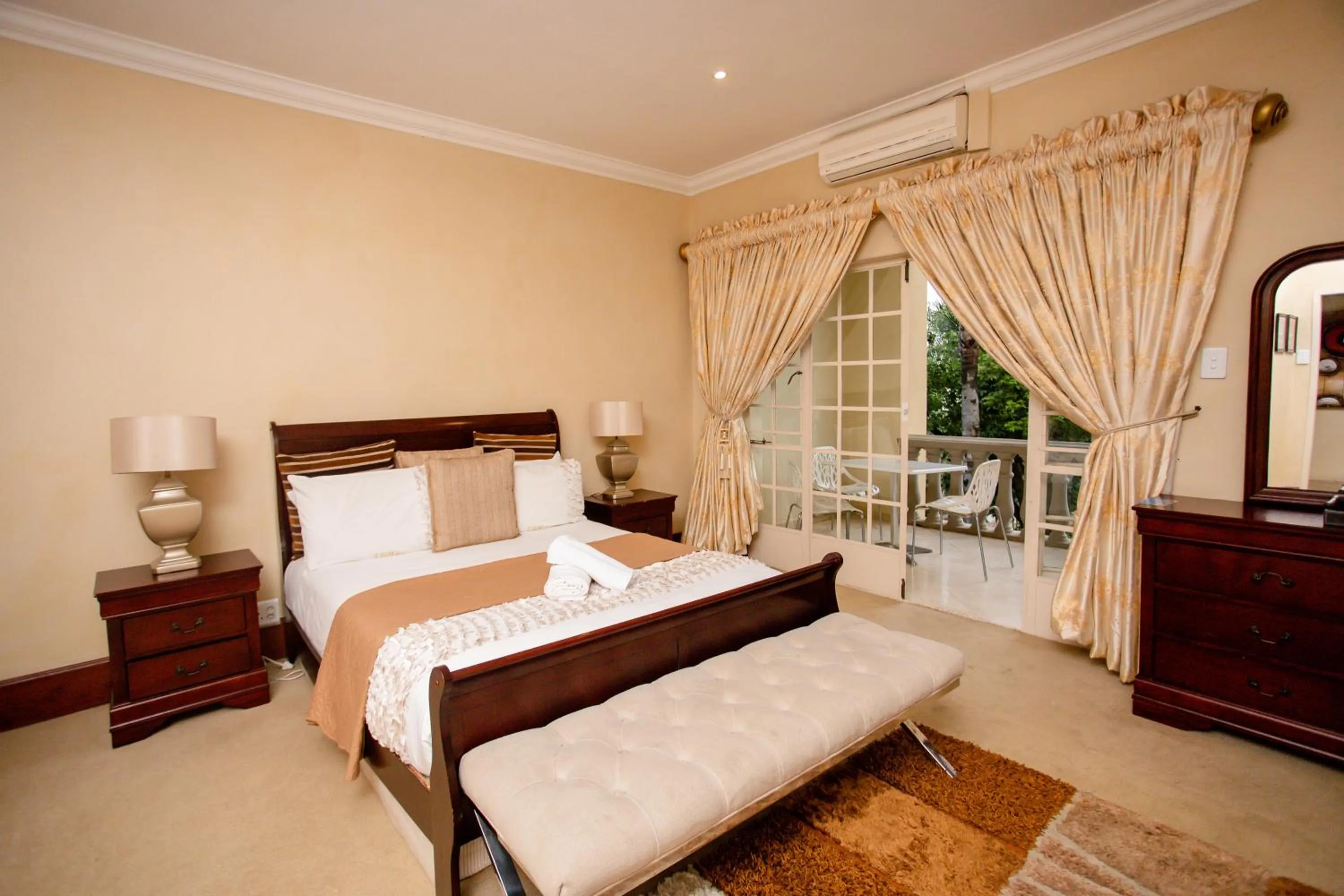 Bedroom, Bed in TDM's Boutique Guest House