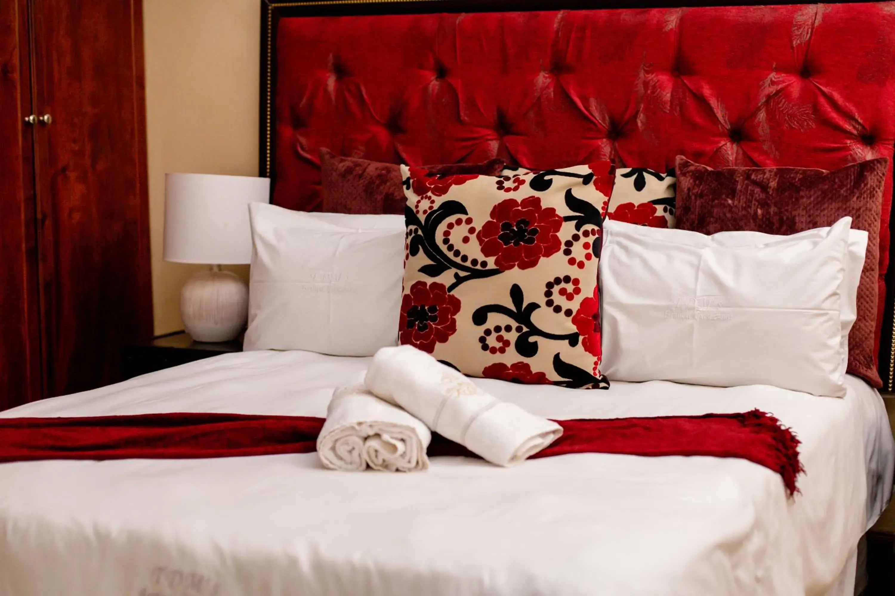 Classic Queen Room in TDM's Boutique Guest House Classic Queen Room in TDM's Boutique Guest House