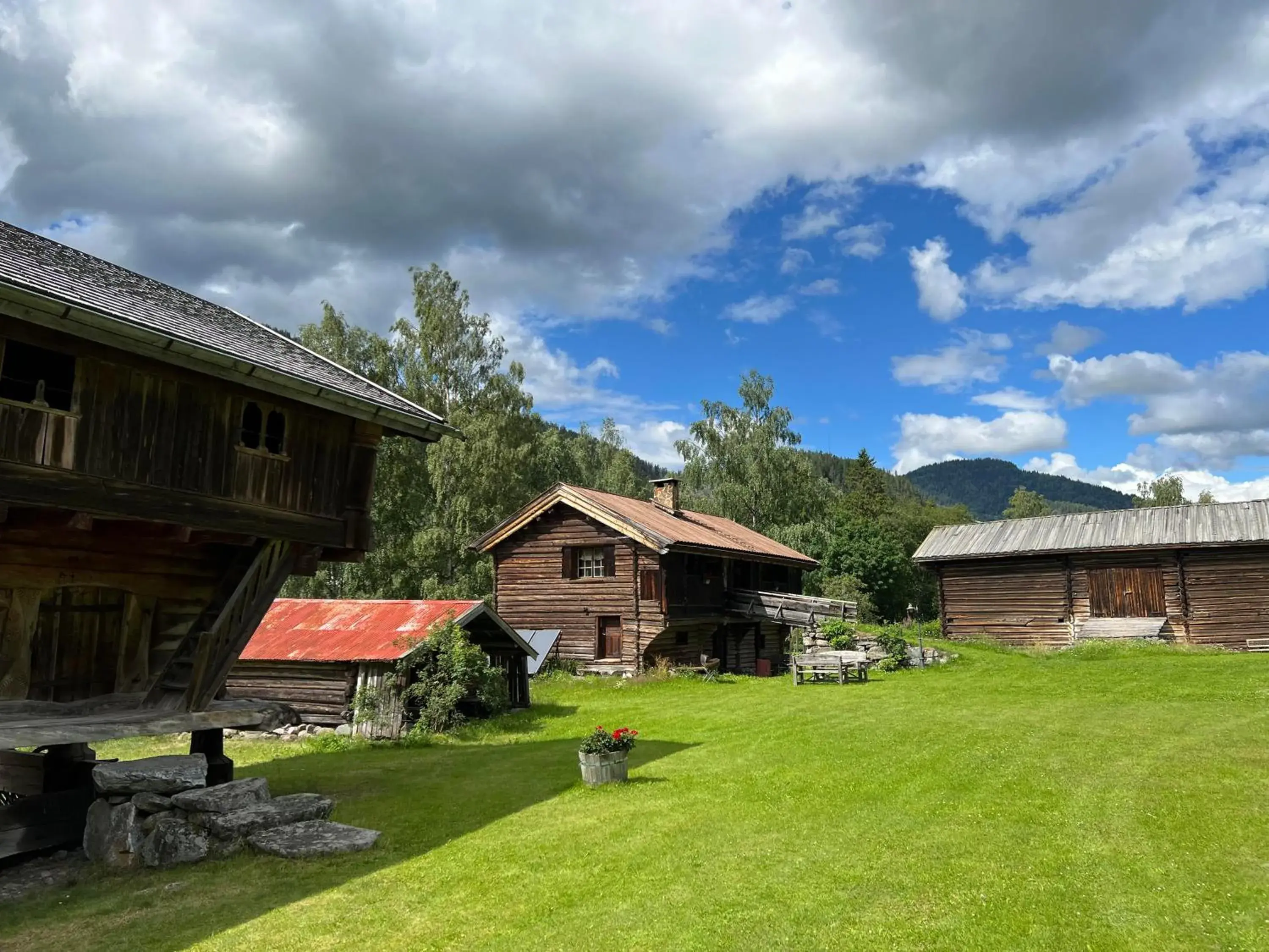 Sevletunet B&B and Cabins Sevletunet B&B and Cabins