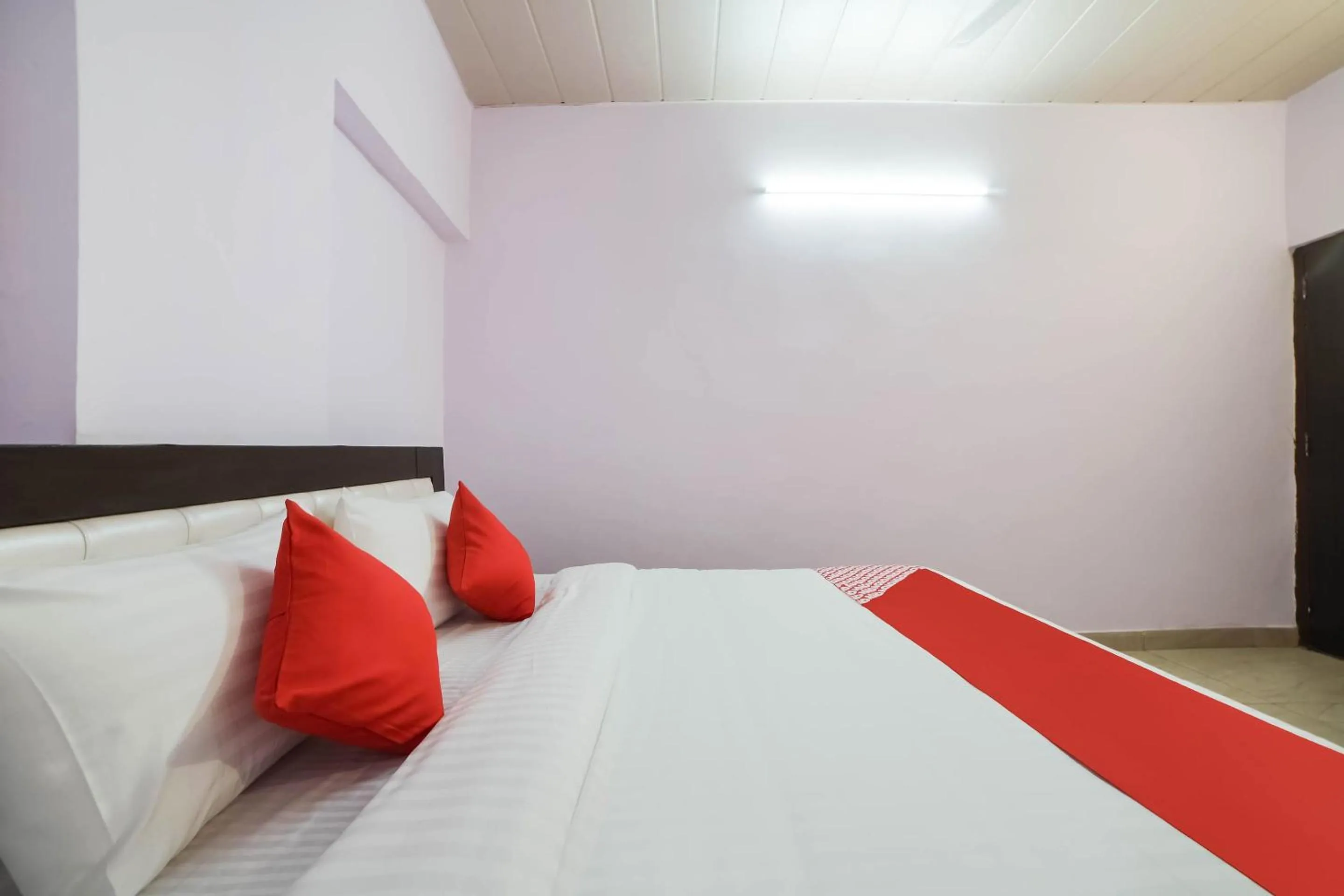 Bedroom, Bed in OYO Kl Khari Inn