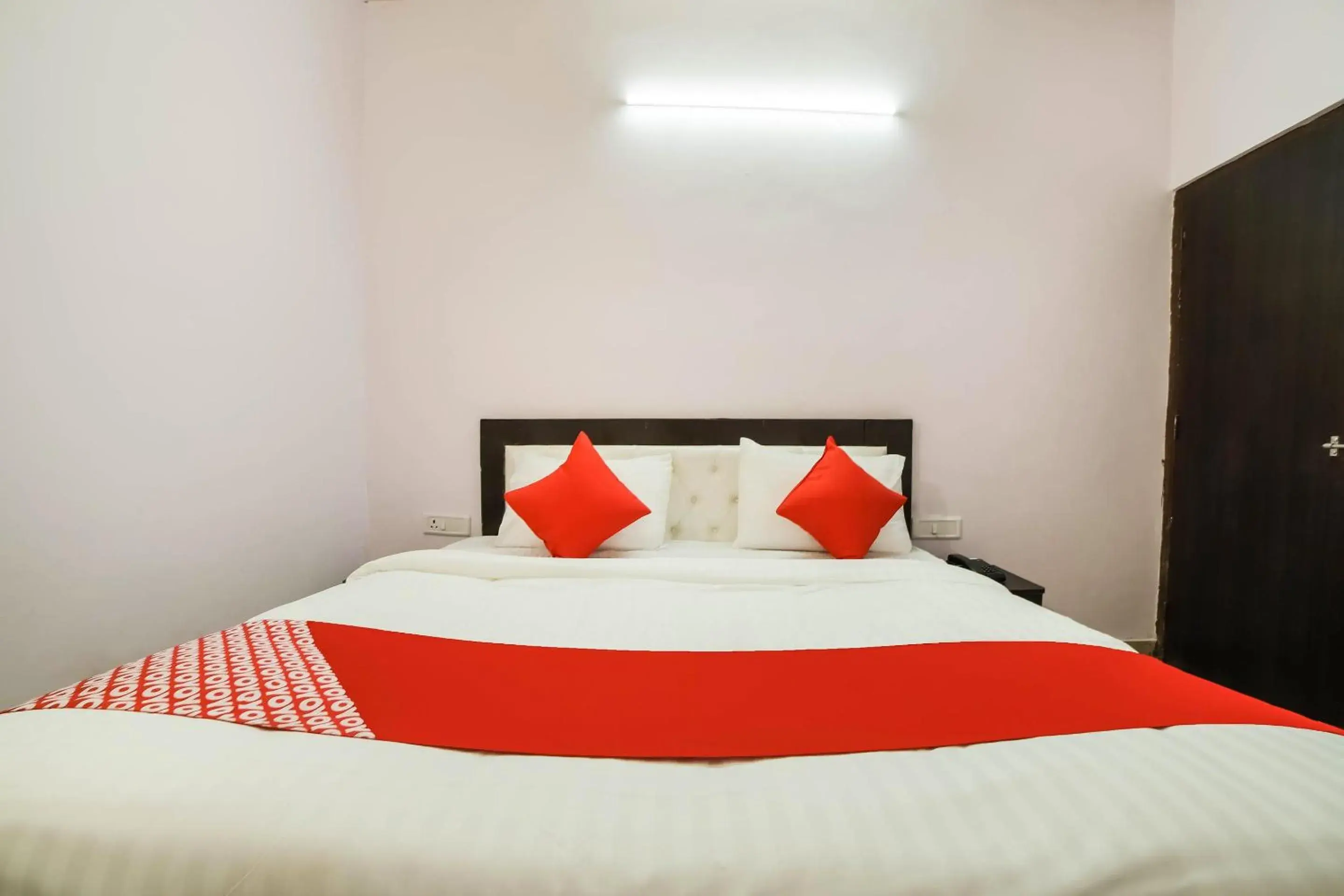 Lobby or reception, Bed in OYO Kl Khari Inn Lobby or reception, Bed in OYO Kl Khari Inn