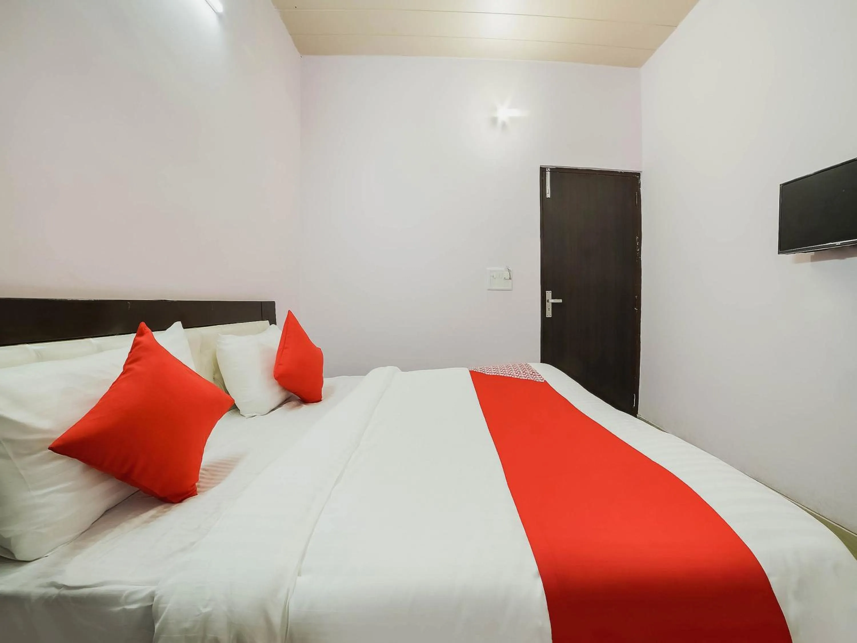 Bedroom, Bed in OYO Kl Khari Inn