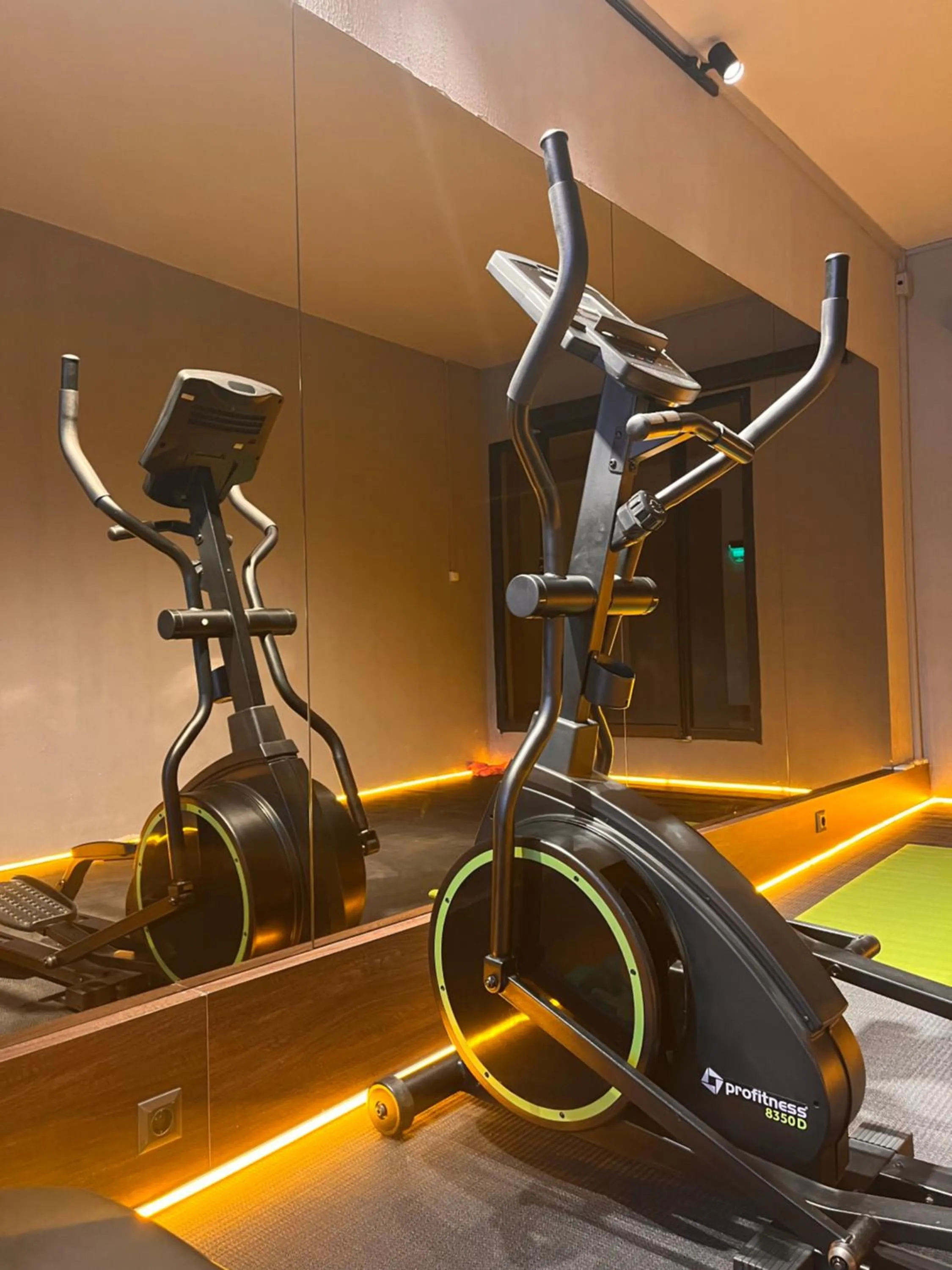 Fitness centre/facilities in PRIVADO HOTELS