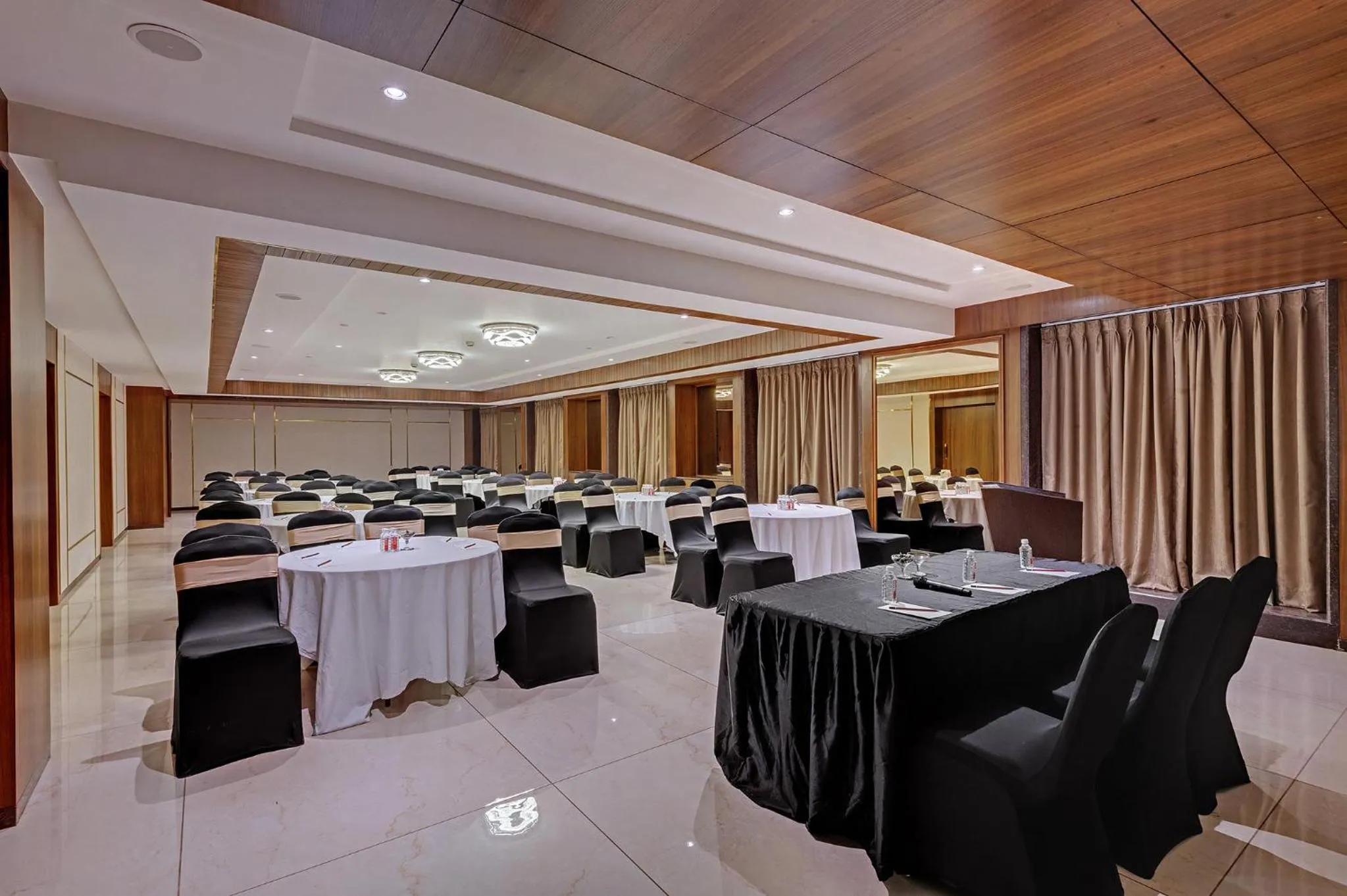 Banquet/Function facilities in The Fern Sardar Sarovar Resort Kevadia, Gujarat