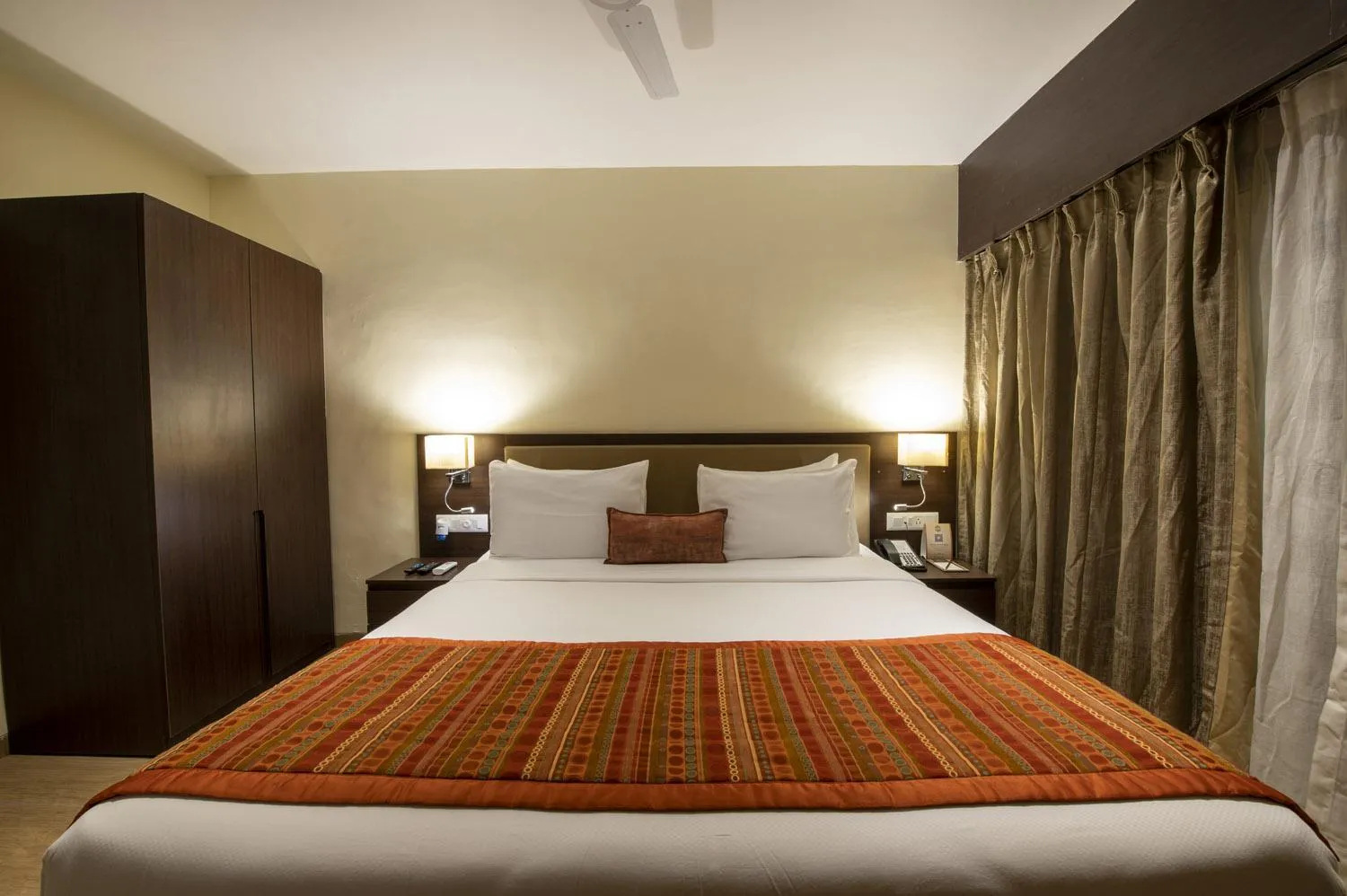 Bed in The Fern Sardar Sarovar Resort Kevadia, Gujarat