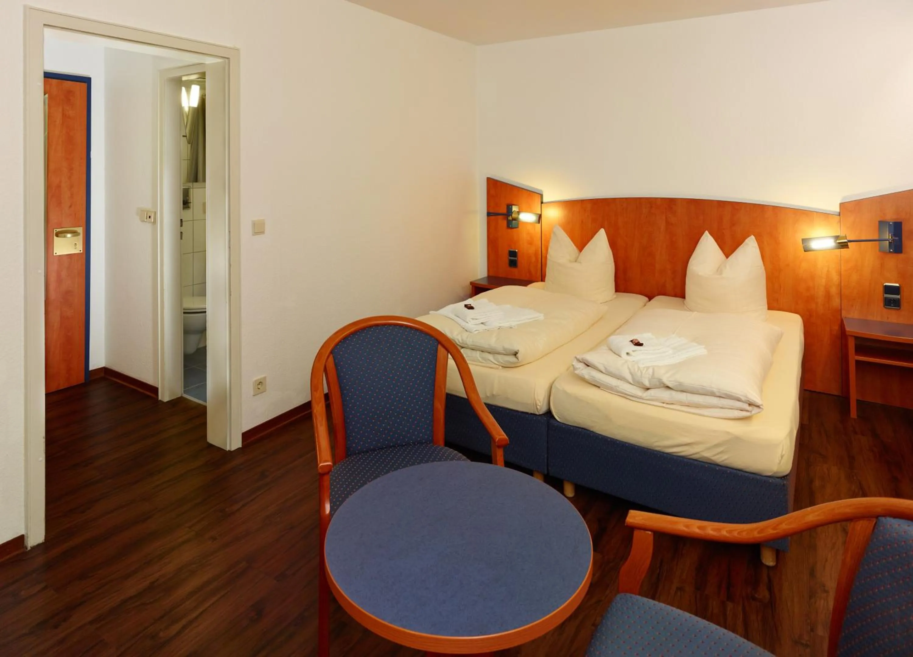 Photo of the whole room, Bed in Hotel Stadt Daun